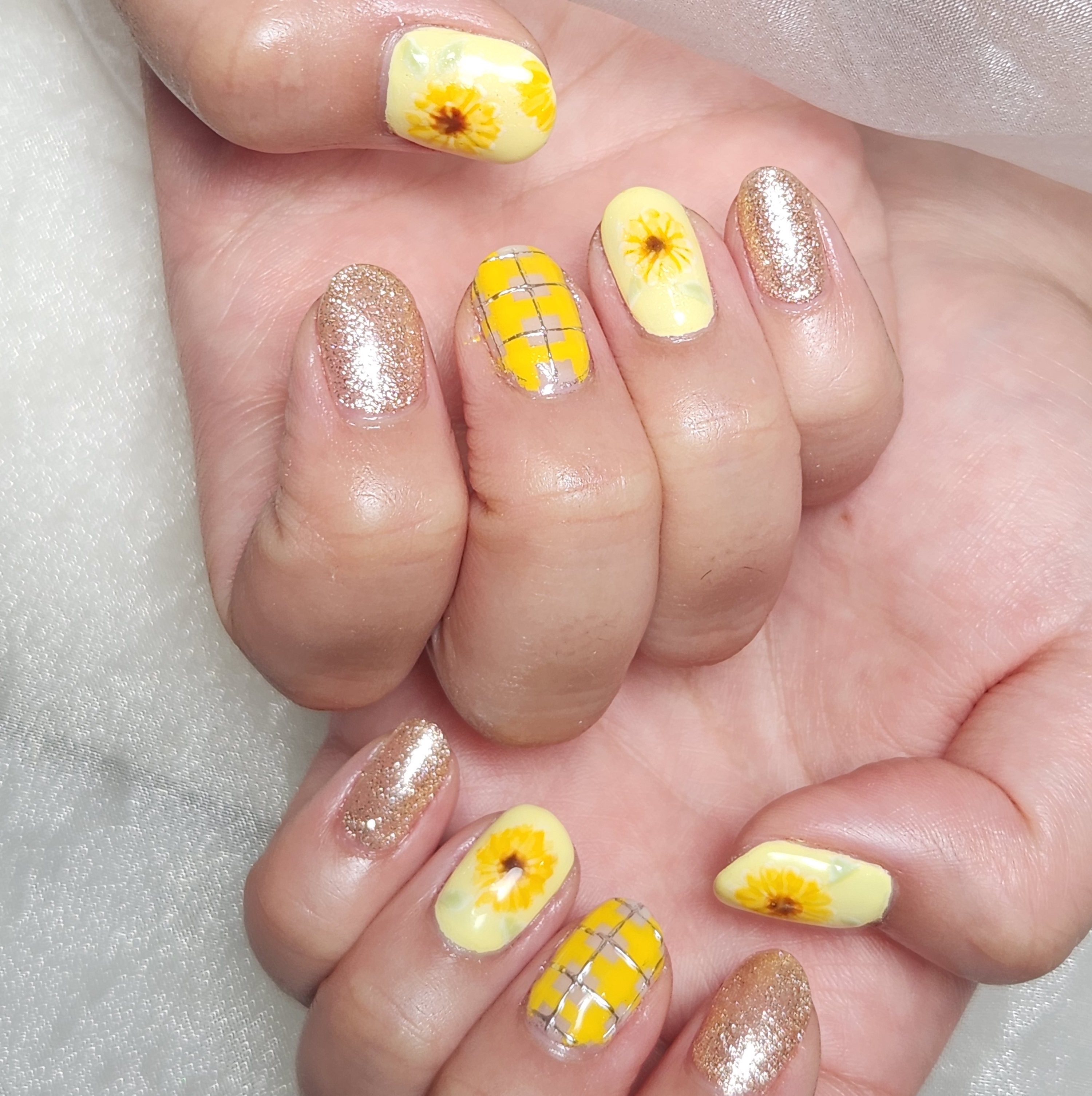 Nailroomno.3