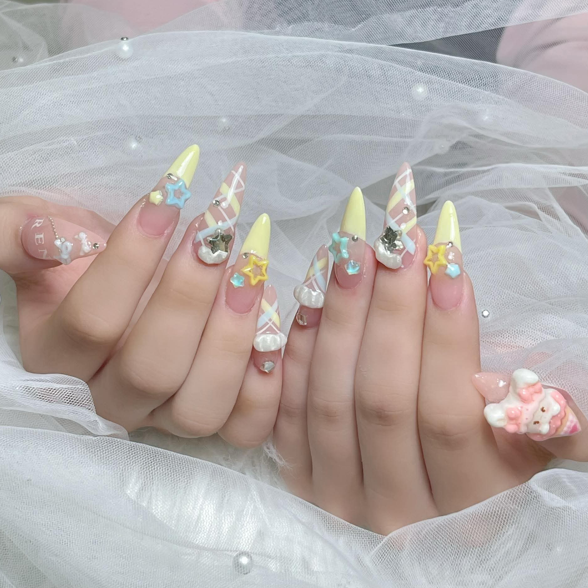 Punn_Nail