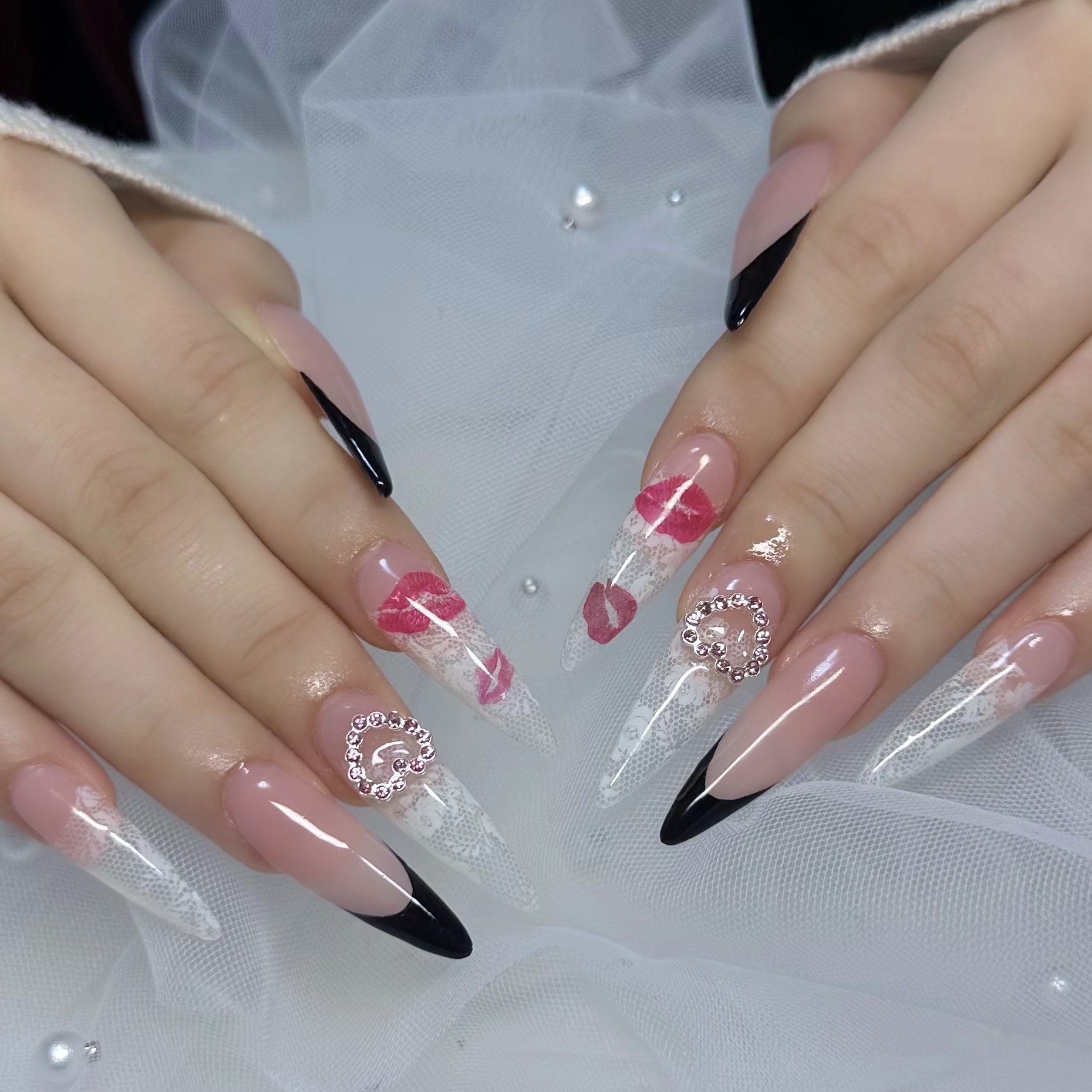 nail_cham