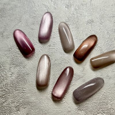 平日12時〜17時までマグネットネイル💅7500→6800円⭐︎