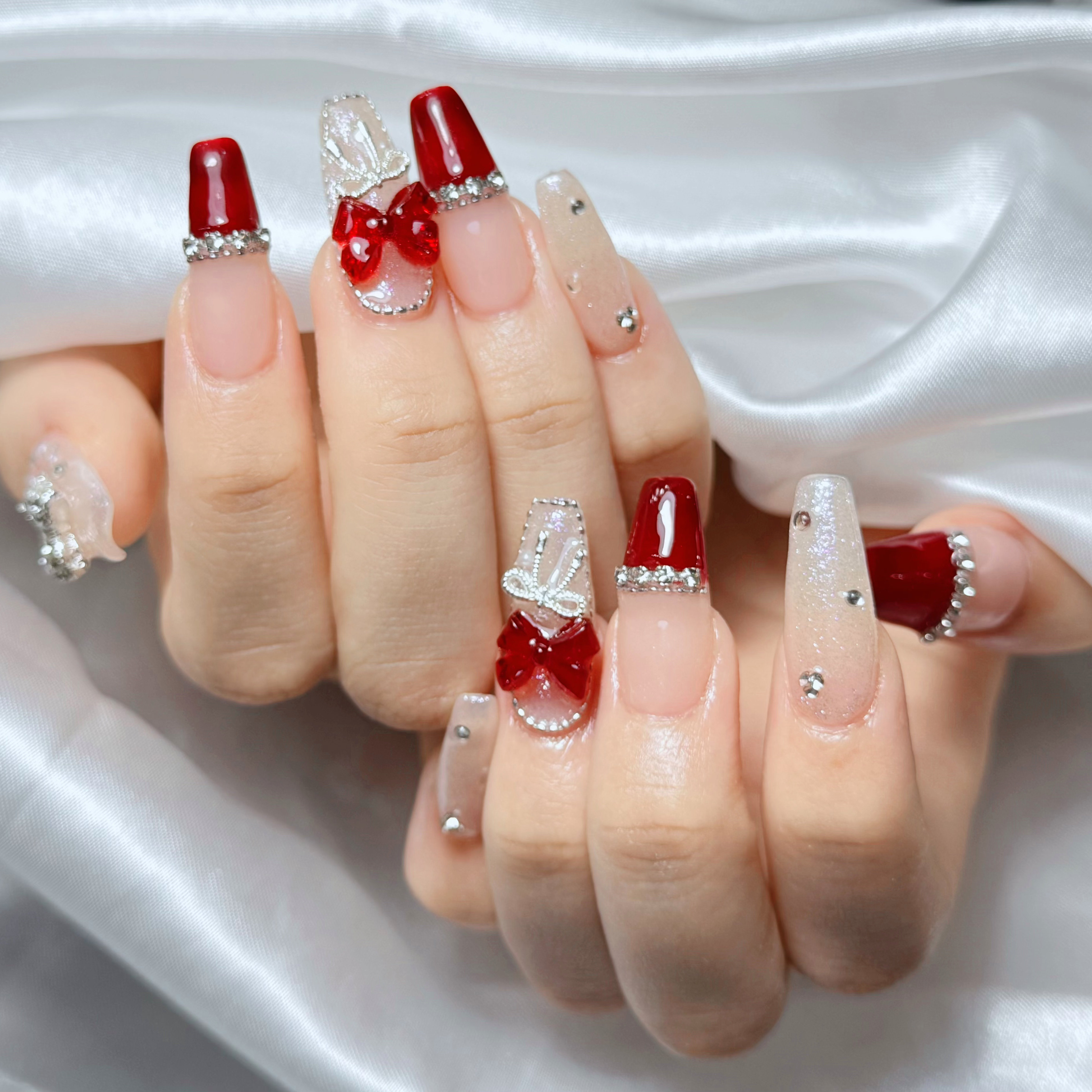 LEELA_NAIL