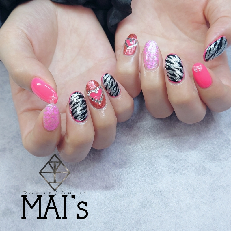 mais_nail.e