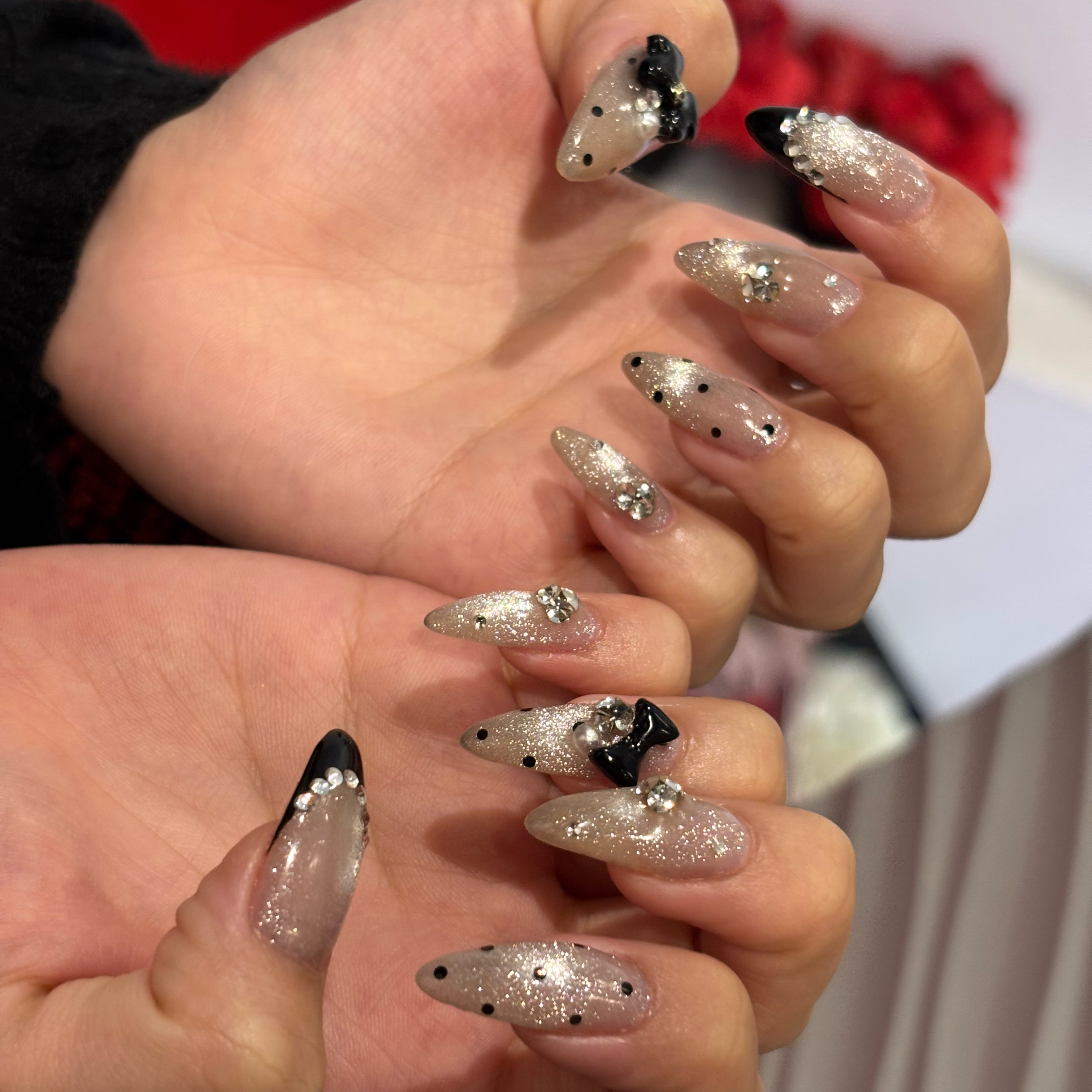 Nail_ayata