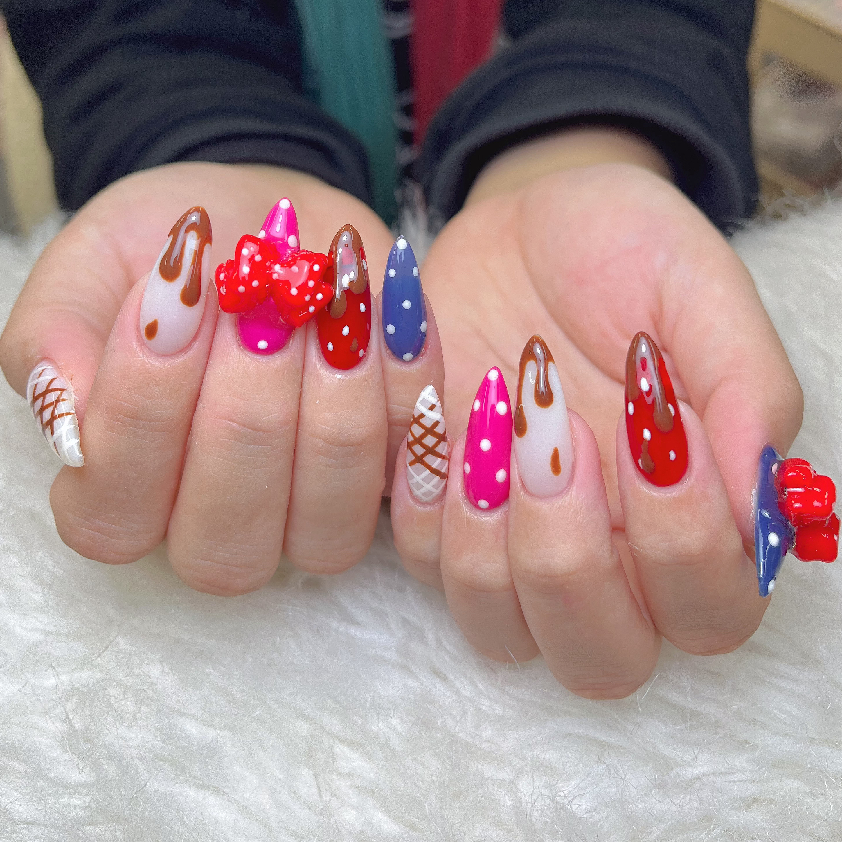Nie_Nail_Yui