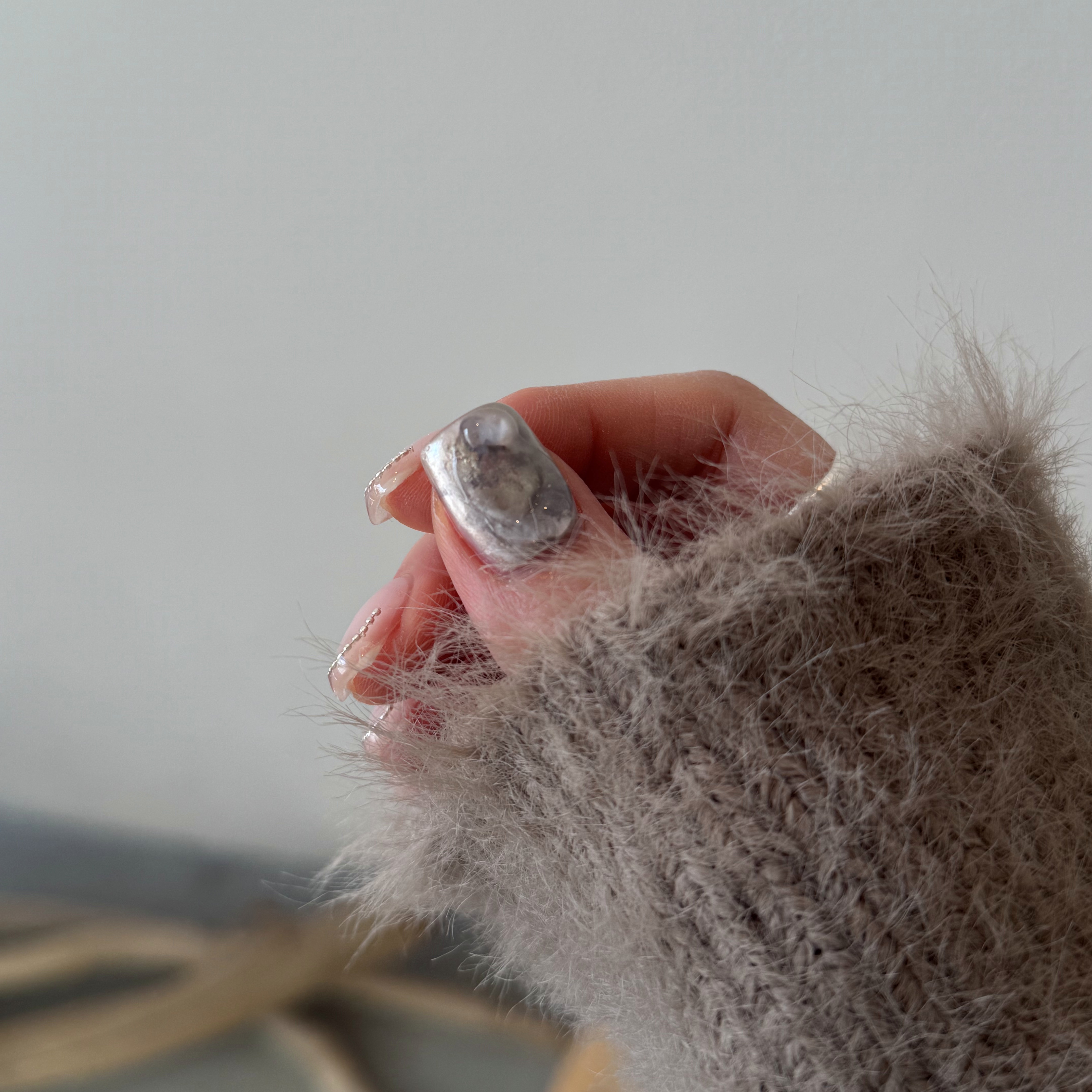 ayla_nail_eyebrow