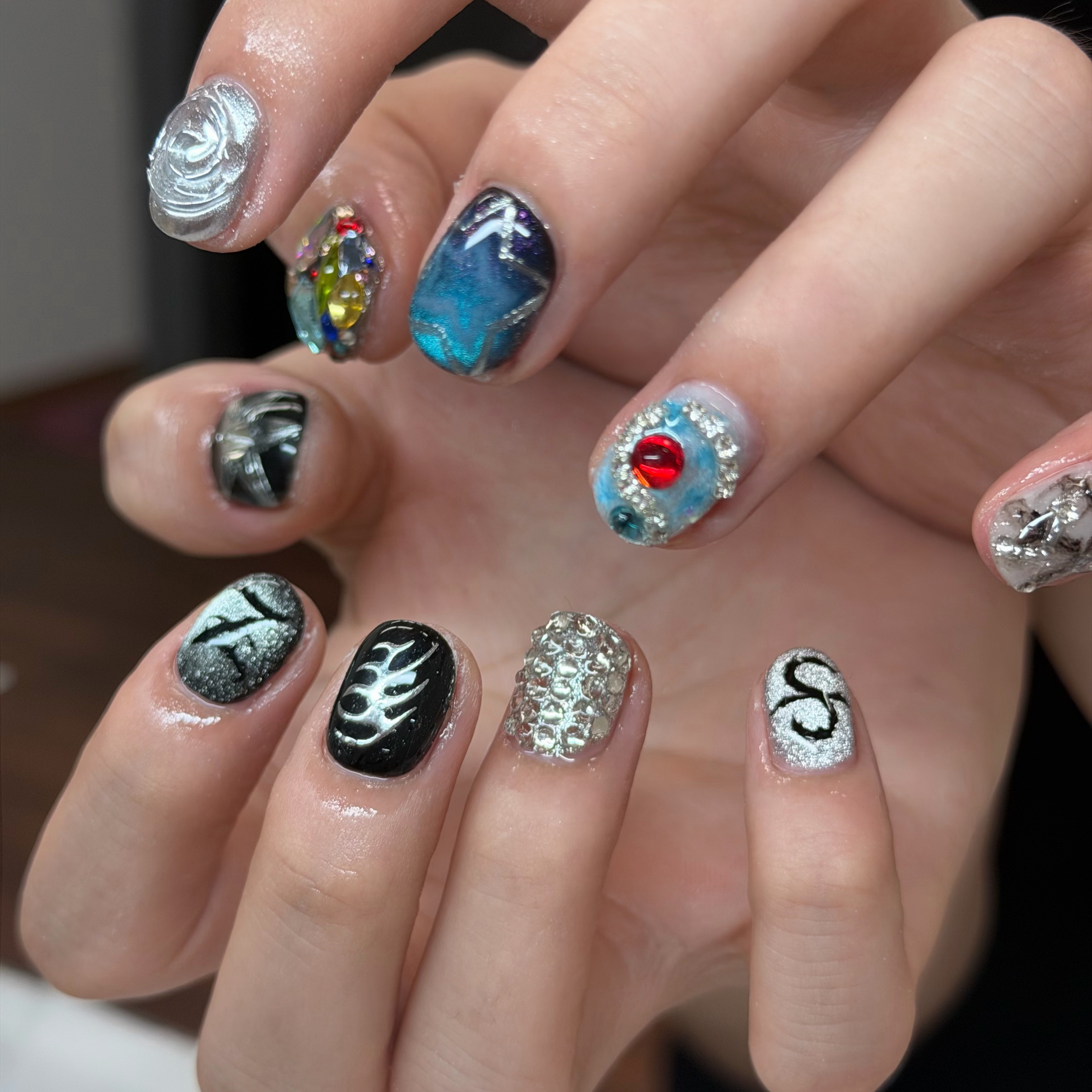Nail_yami