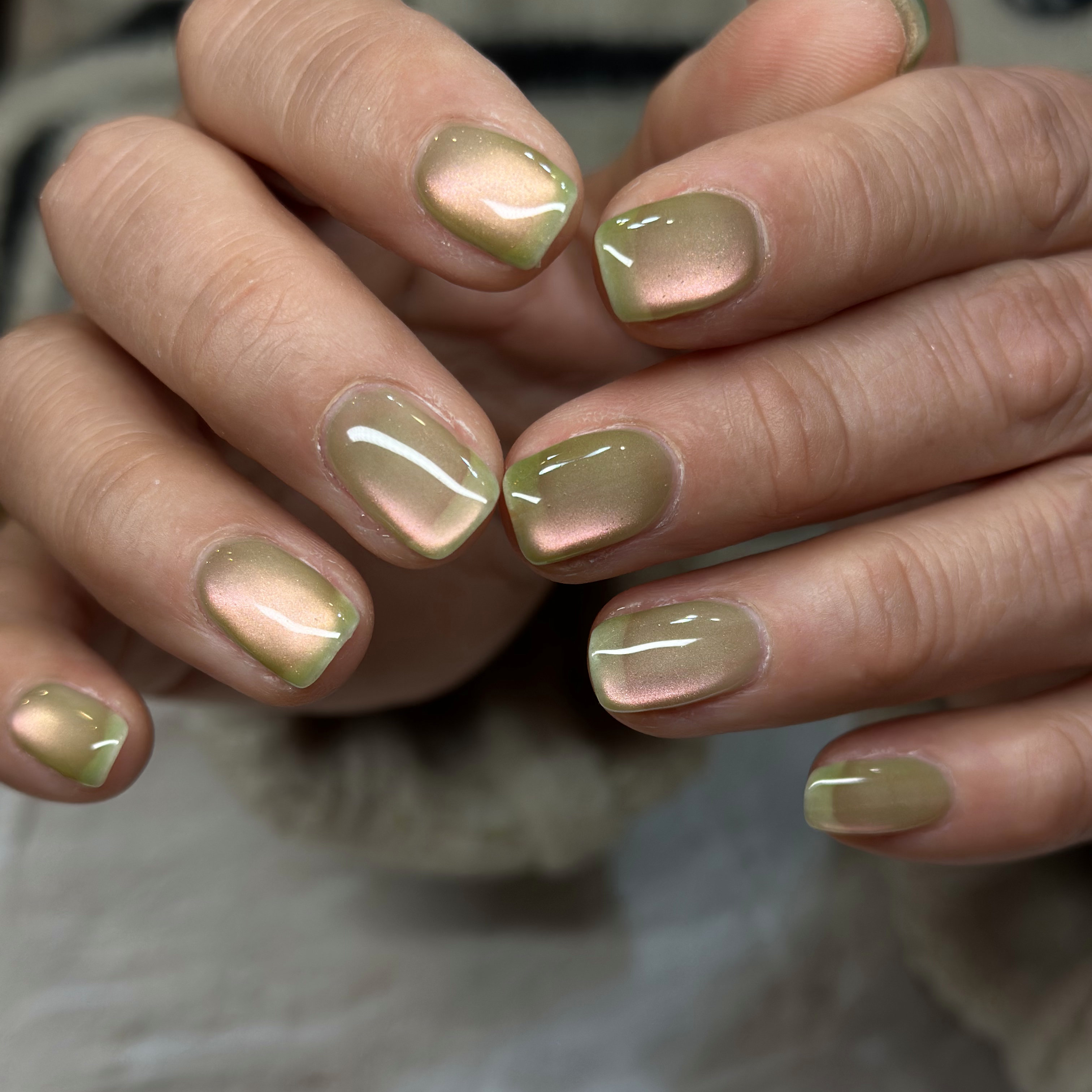 mana_nail