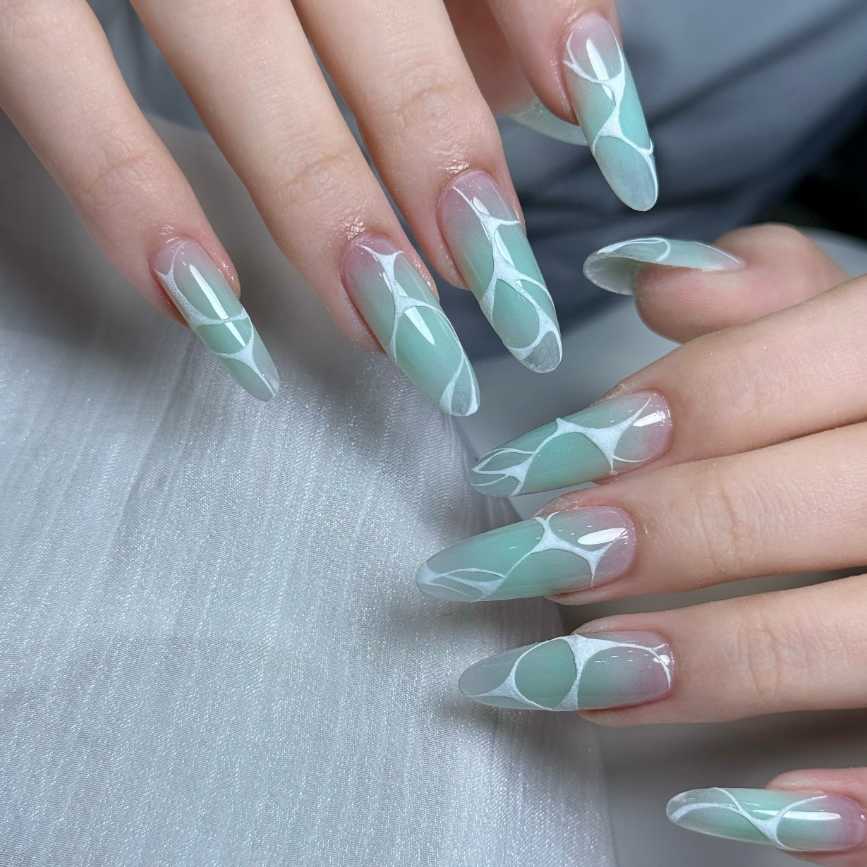DAISY_NAIL_MIA