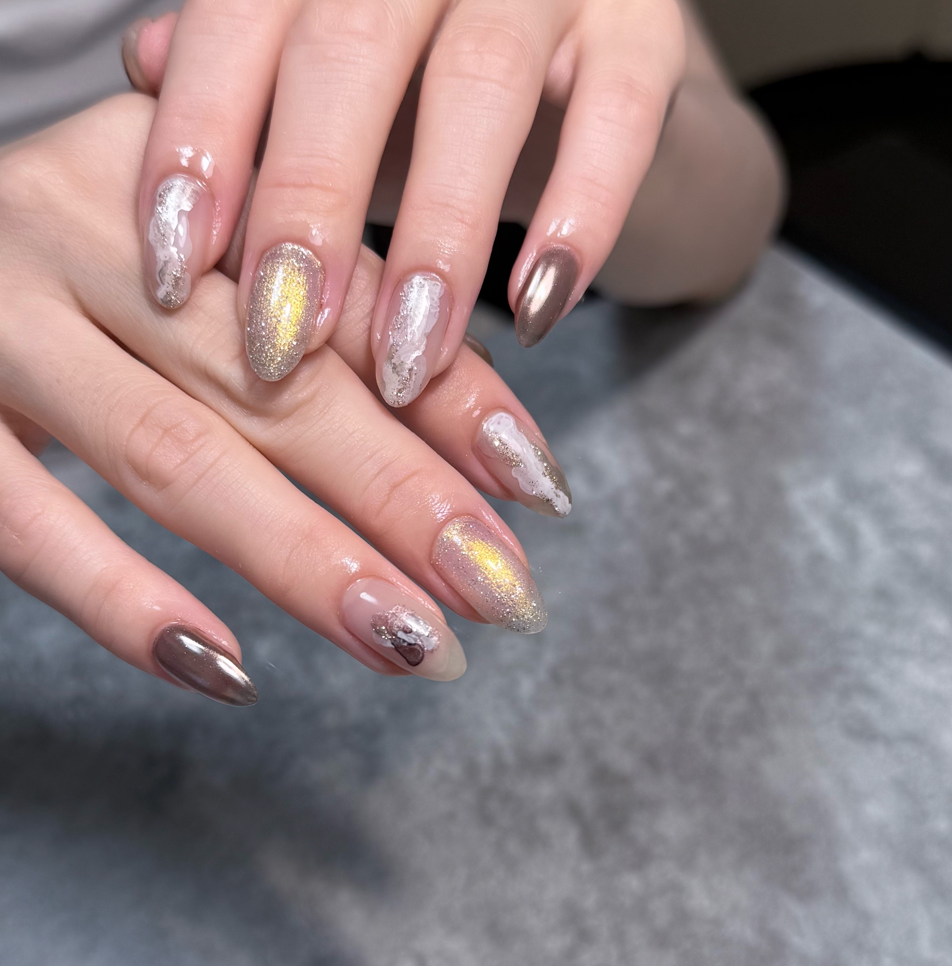 mony.nail_