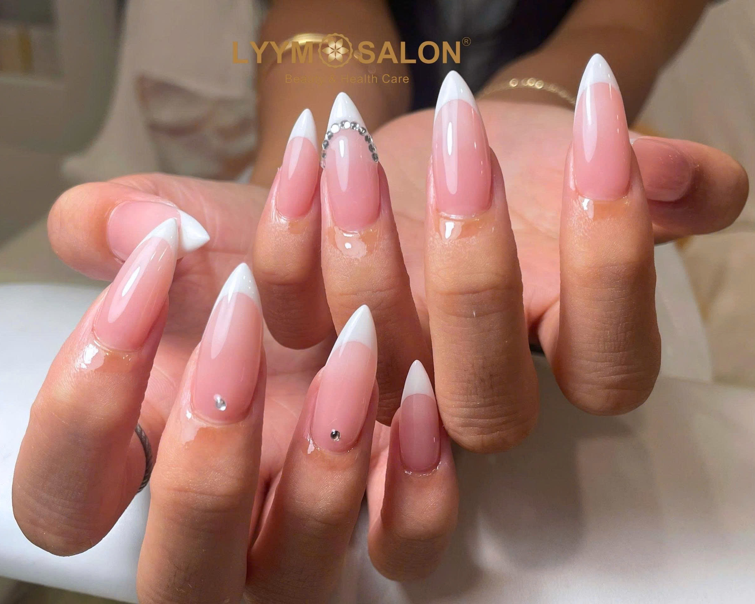 LYYM.Nail