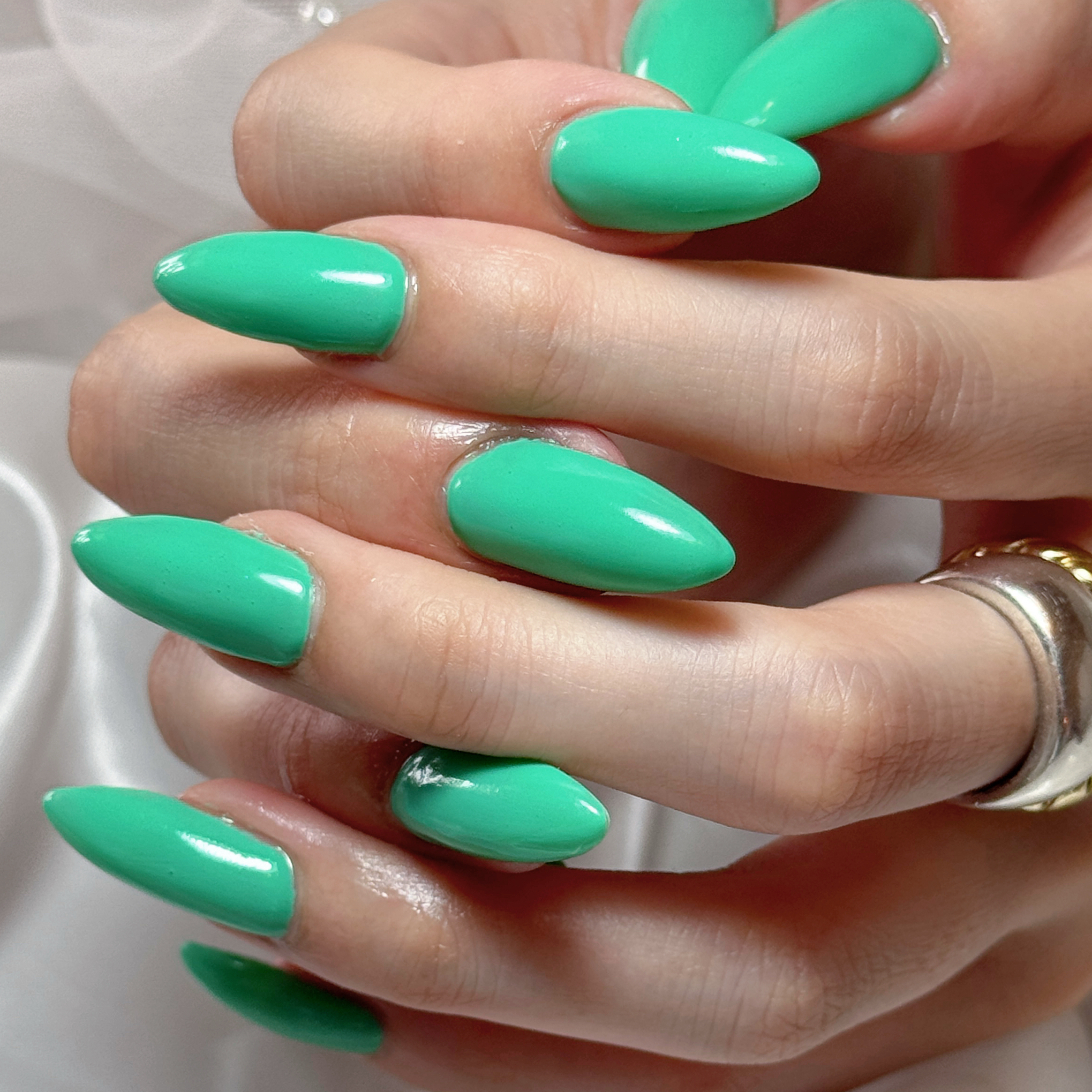 yo_nail