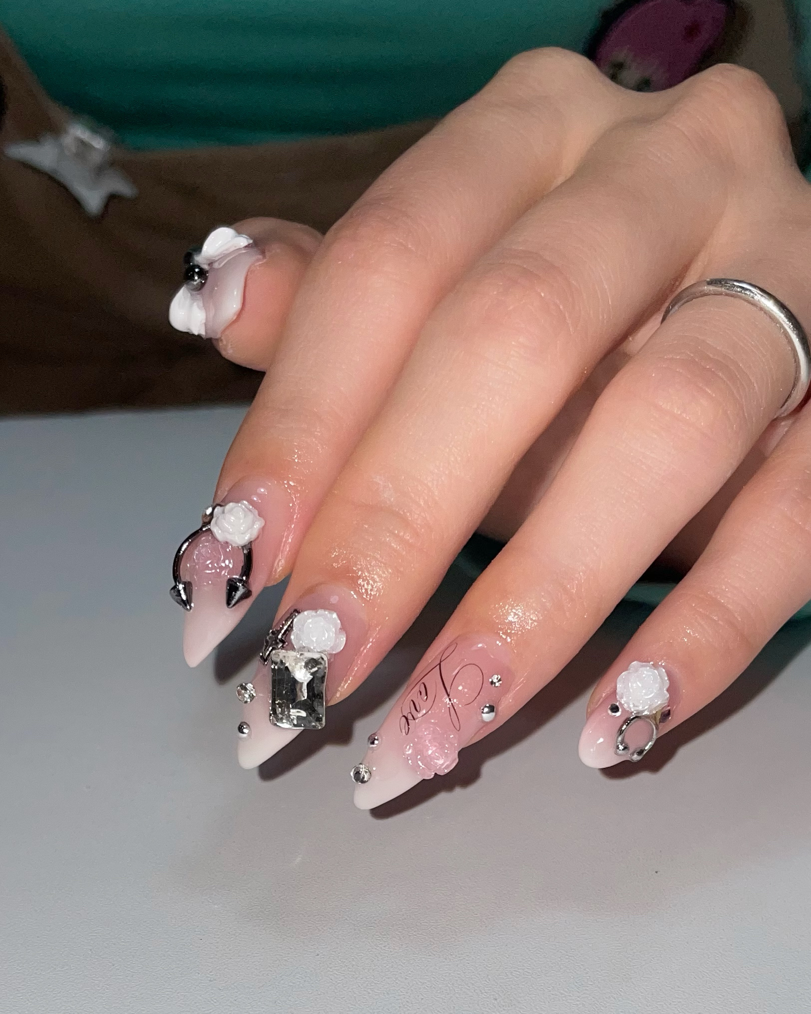 _rii.nails