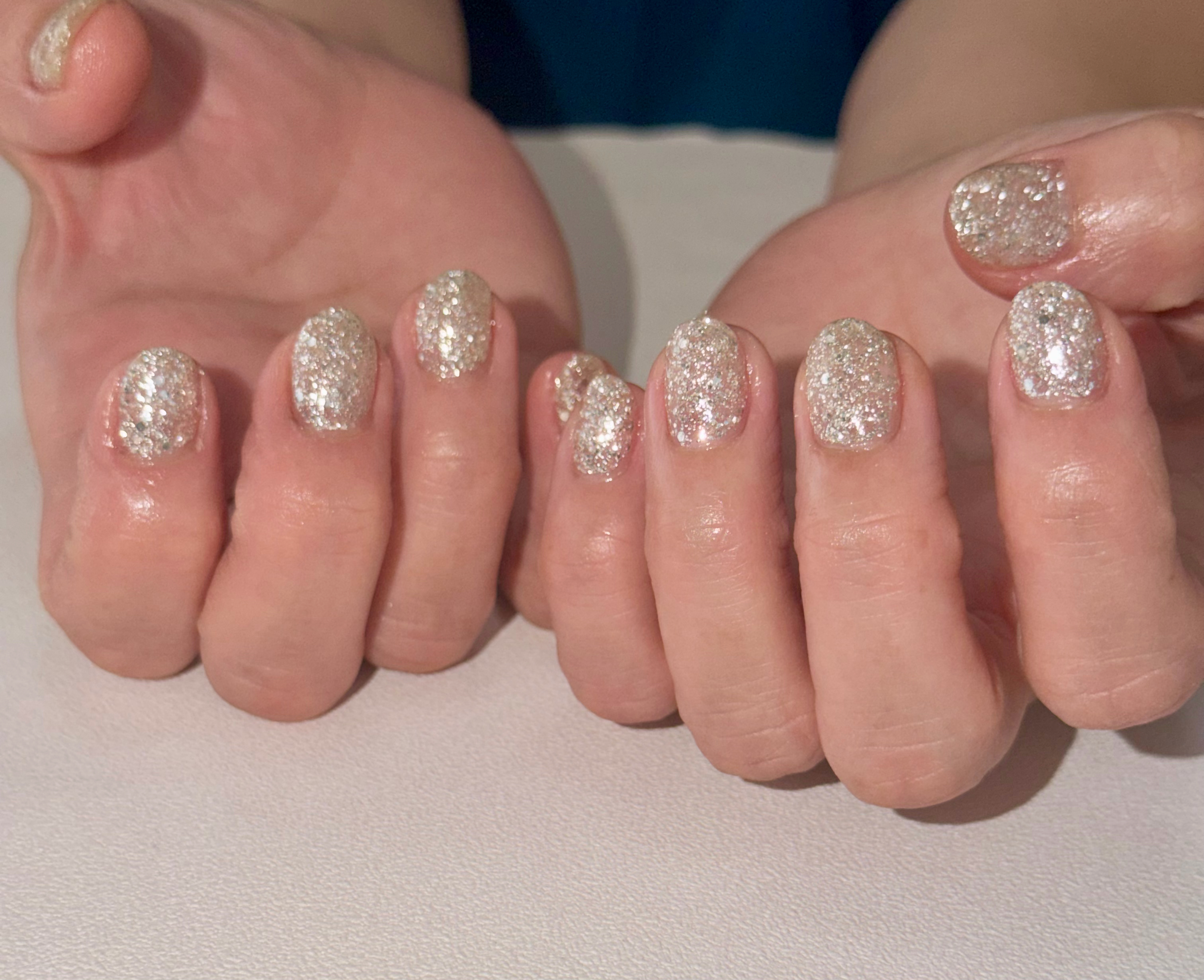 Nail__Lino