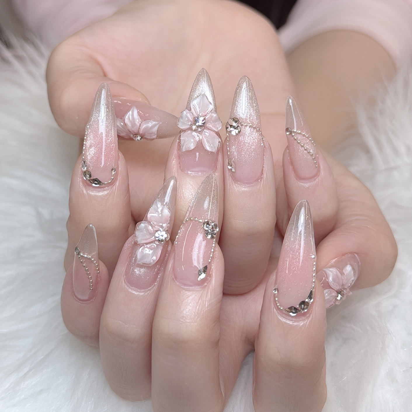 Vp1hue_nail