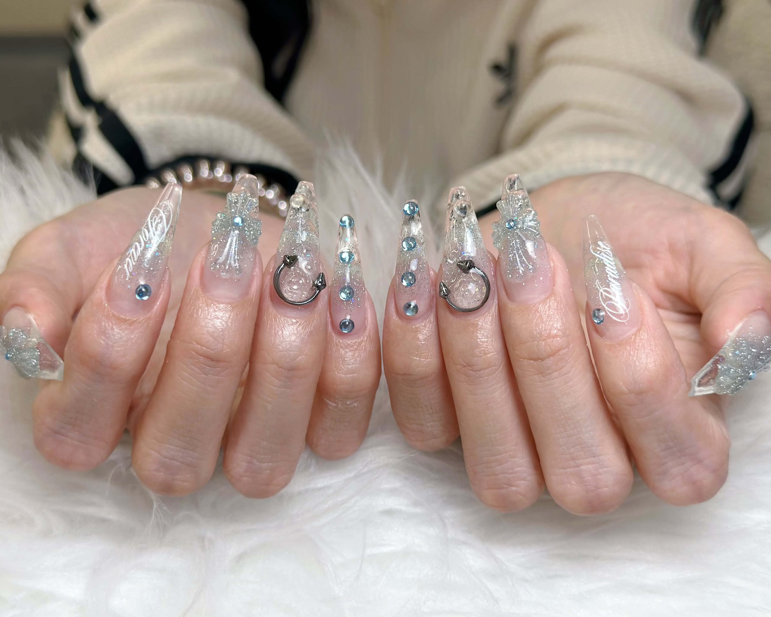Nienail_mikachan
