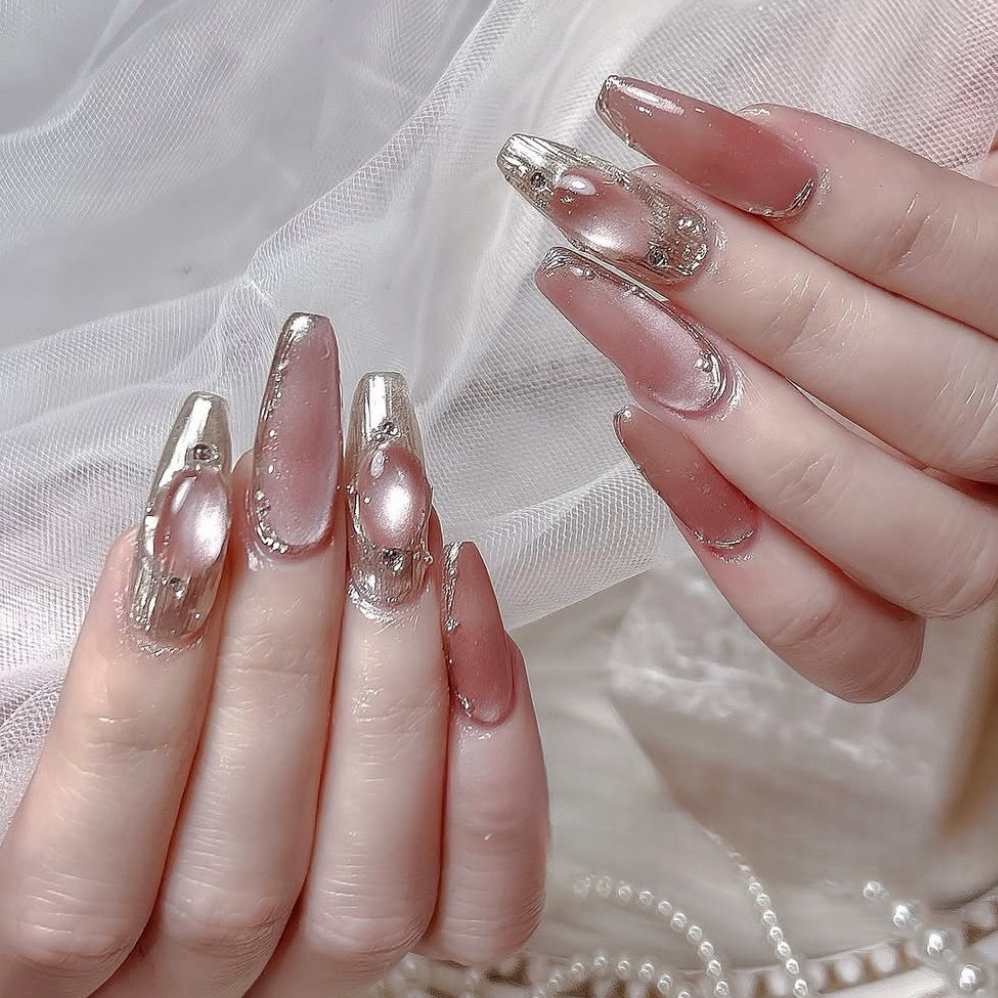 Lunar.Nail
