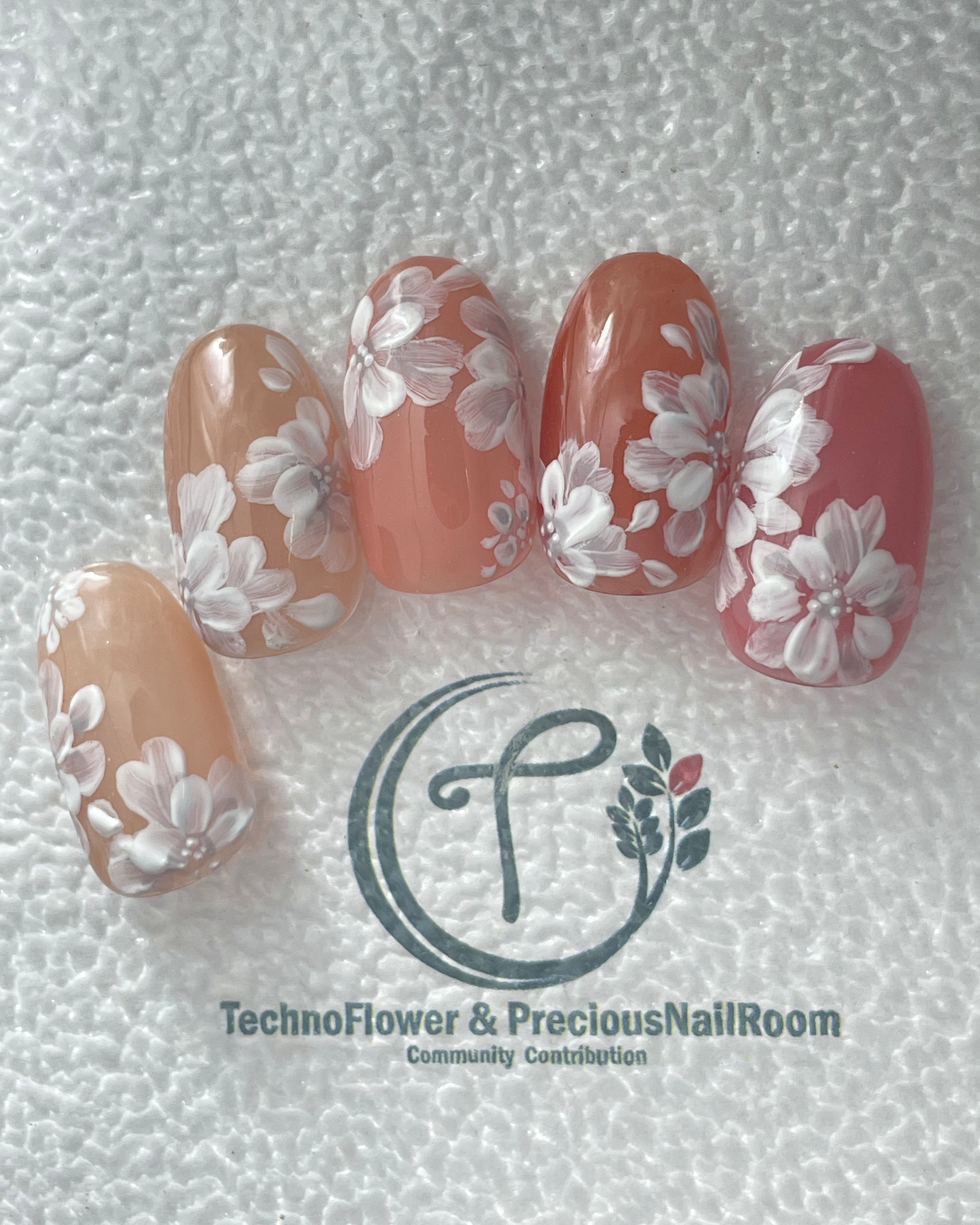 preciousnailroom
