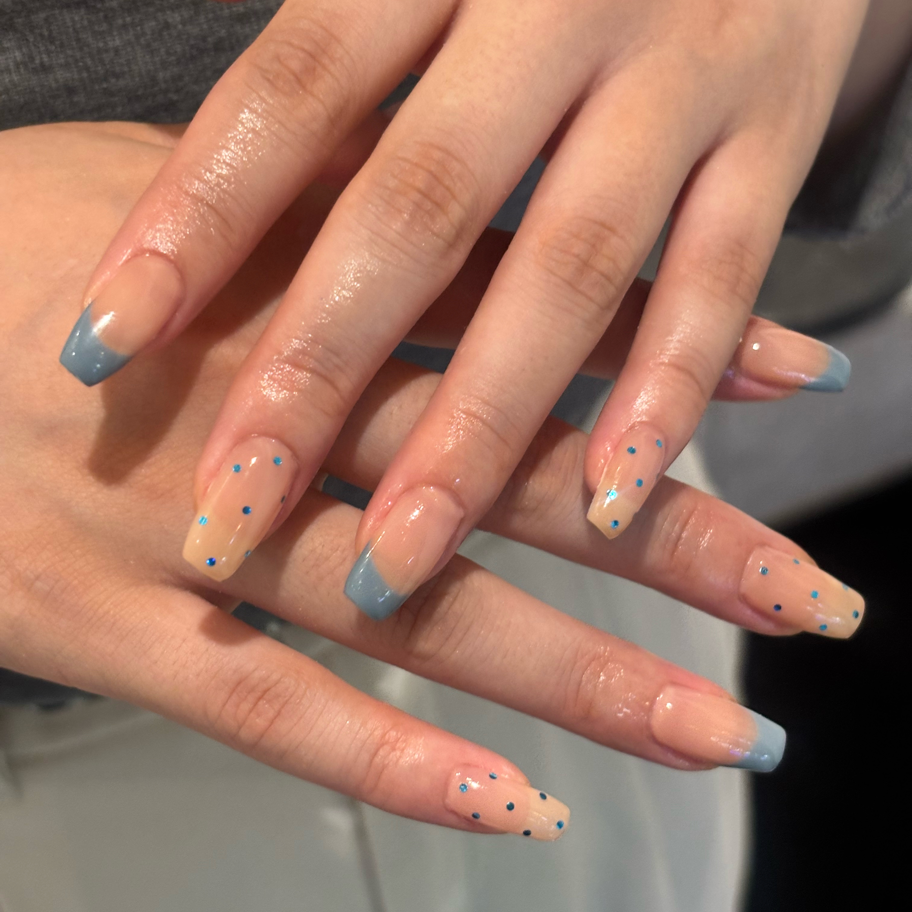 Nail_ayata