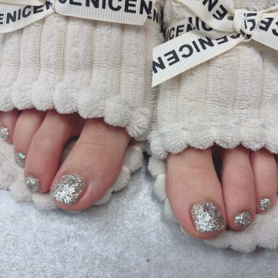 オフなし✨️フット🦶🏼ラメワンカラー💎
