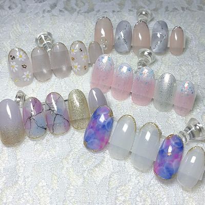 ハンドジェル⭐︎定額ネイルデザインコース¥9350→¥8800
再来の方は通常料金