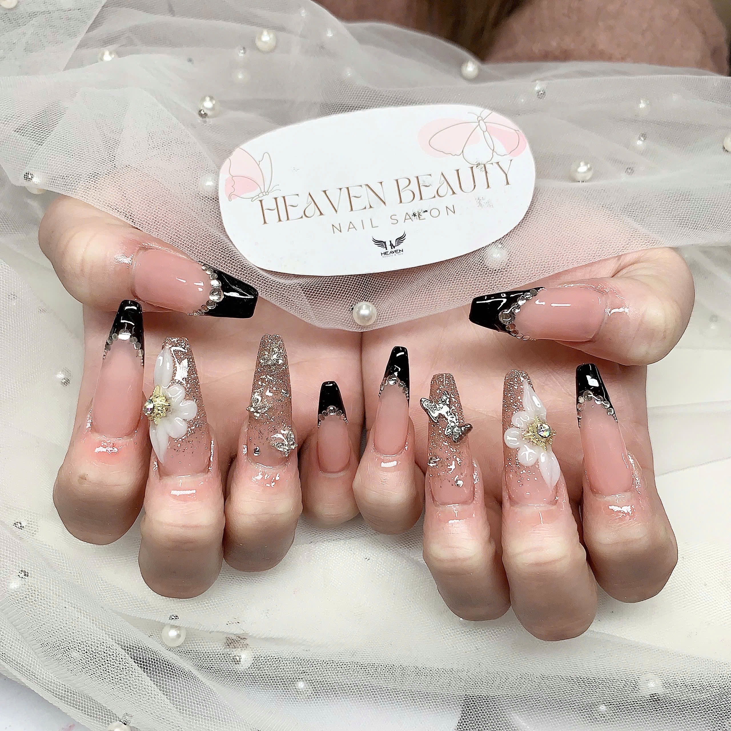 ARI_HEAVENNAIL