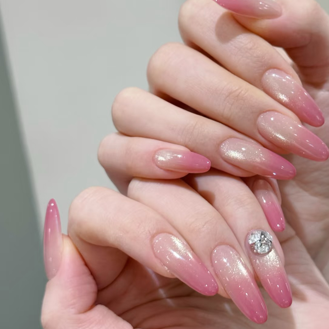 NEWNAIL
