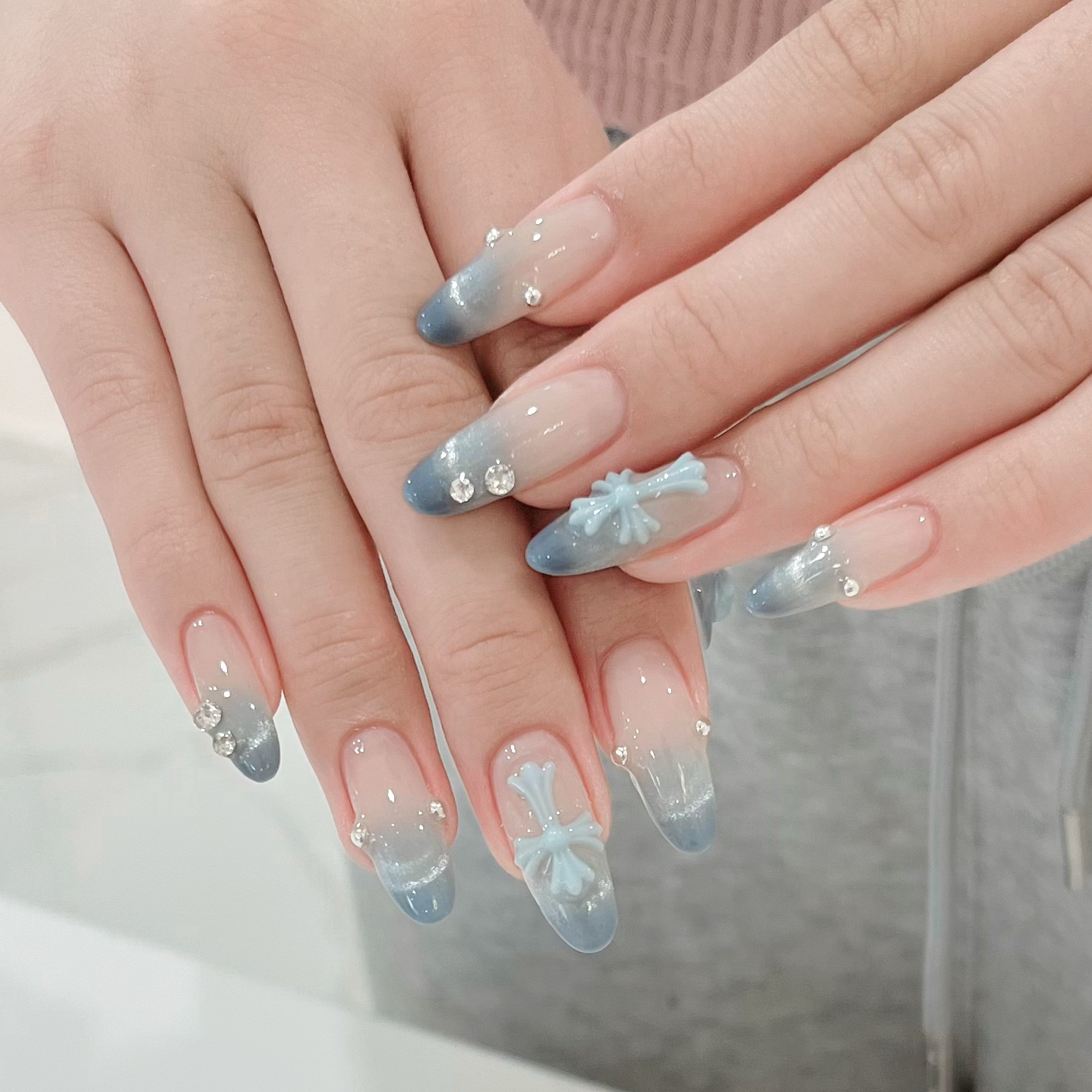 Fly_Nail_salon
