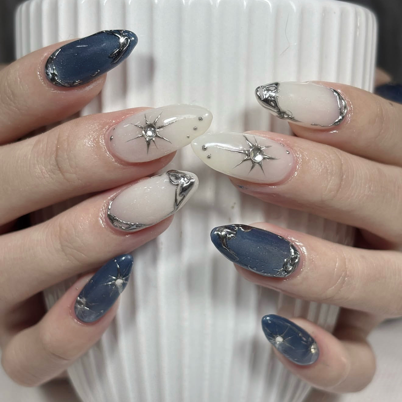 Naomi_RibonNail