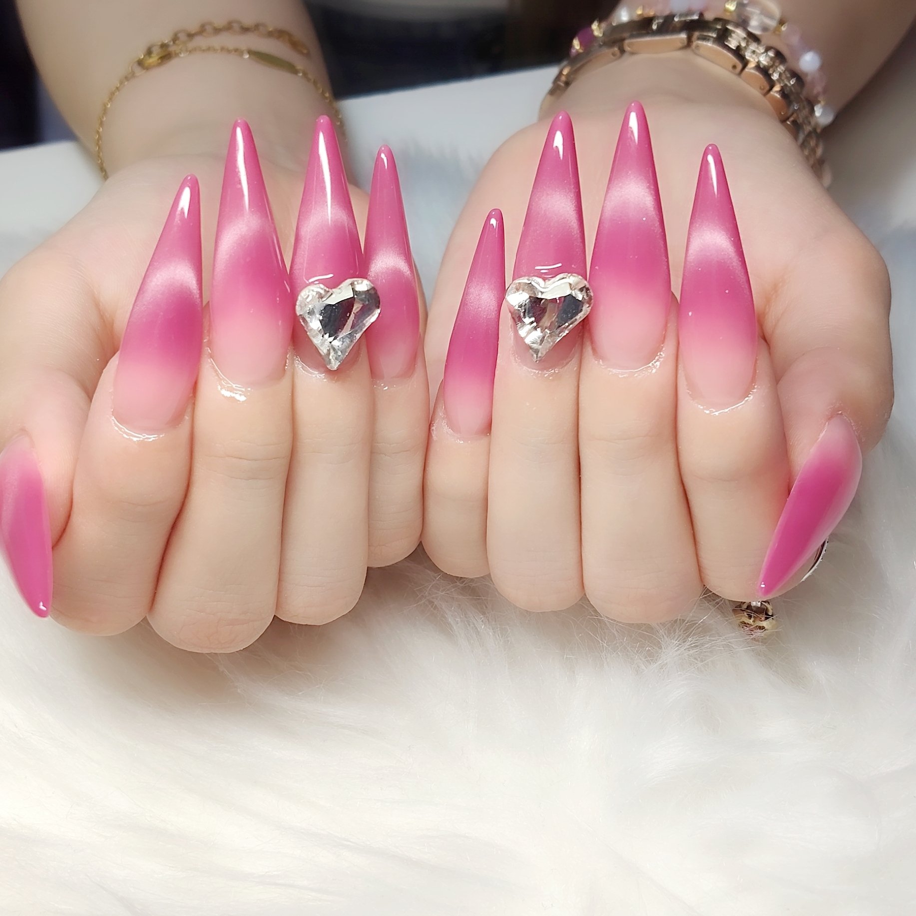 Nail_yello