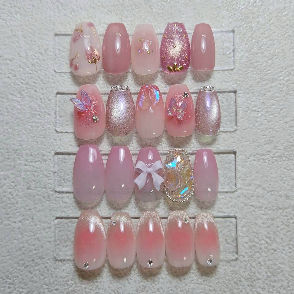 Lilies__nail
