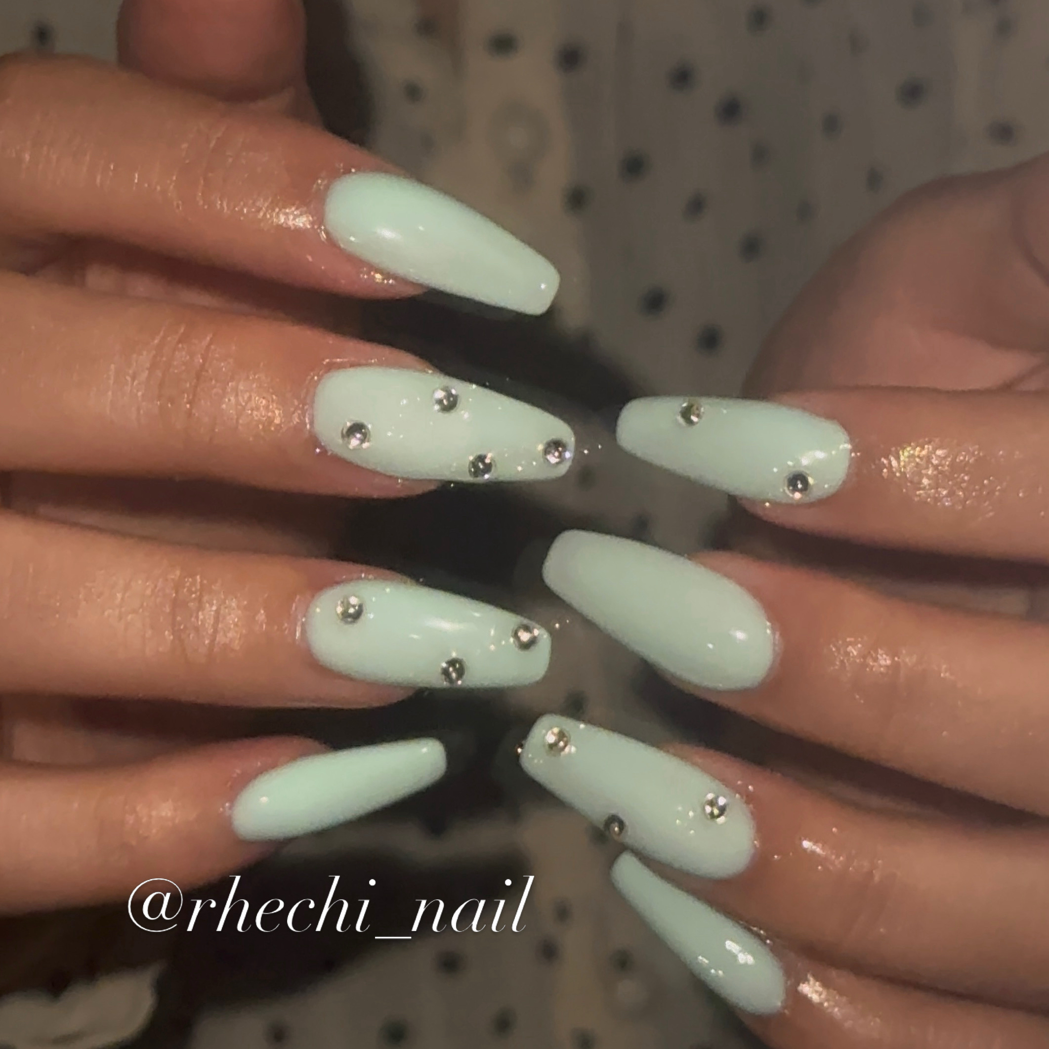 Rhechi_nail