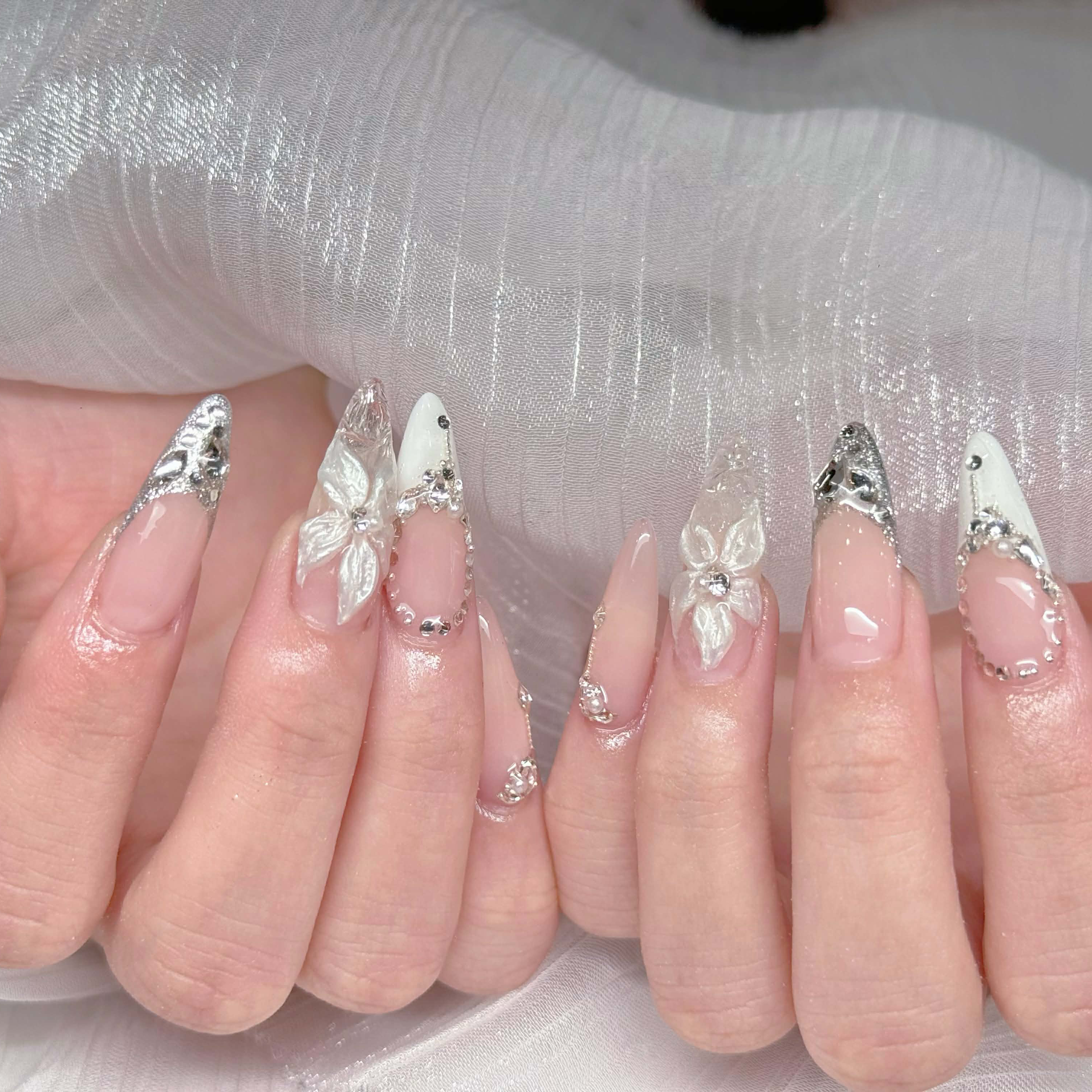 Nails168_
