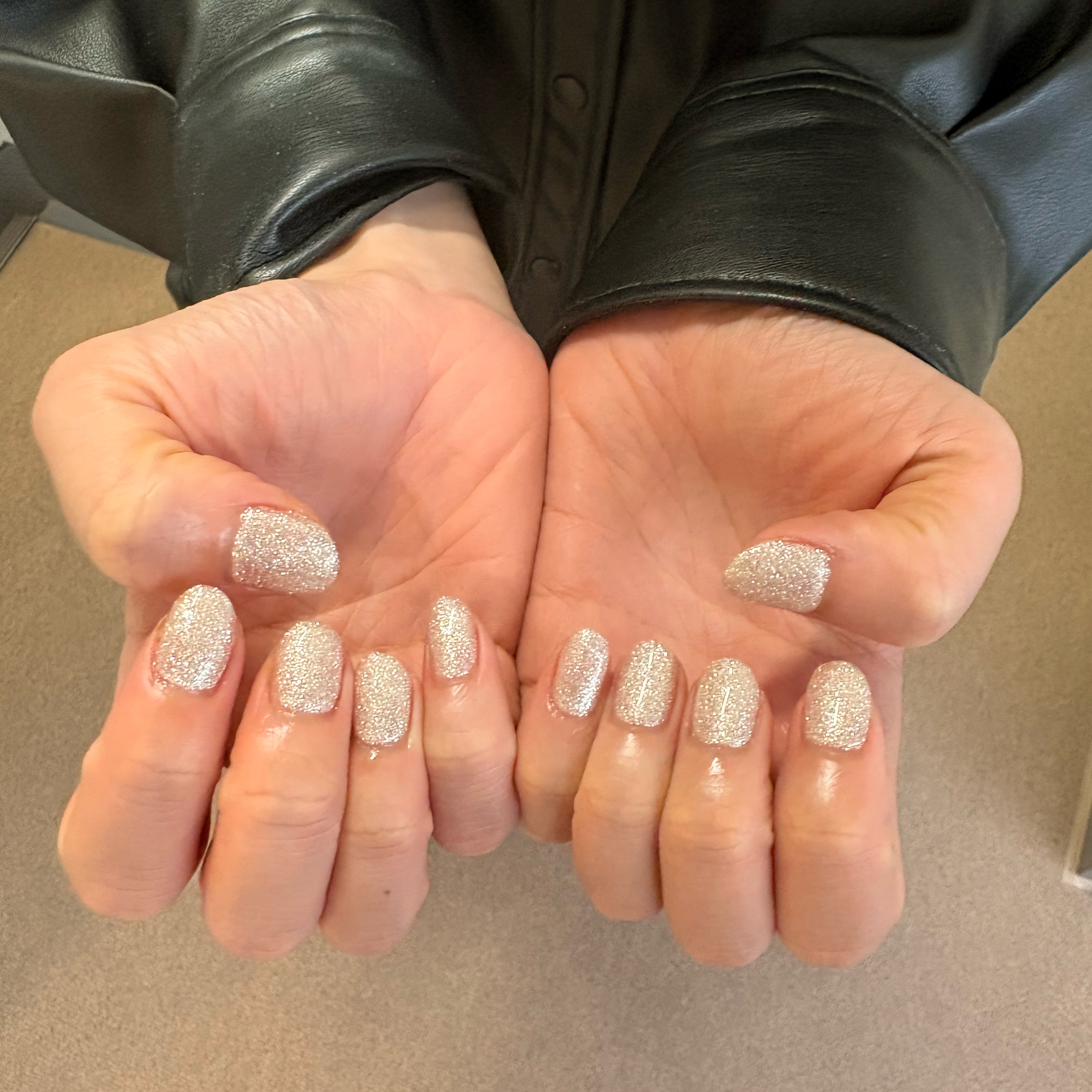 rena_trunail