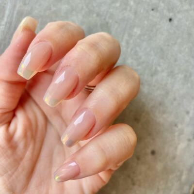 ミラーフレンチネイル💅🌙
お爪を削らないparagel使用