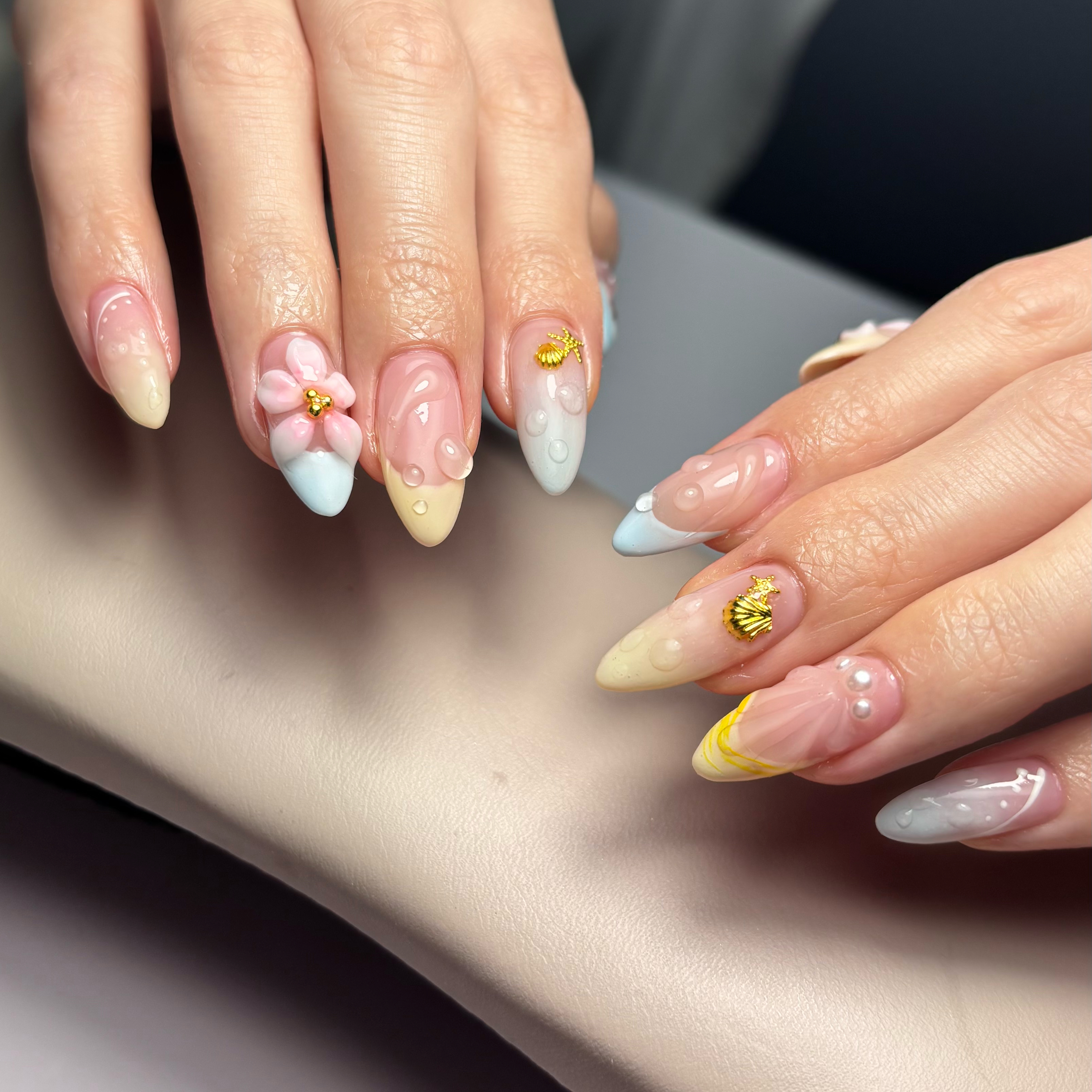 anon_nail