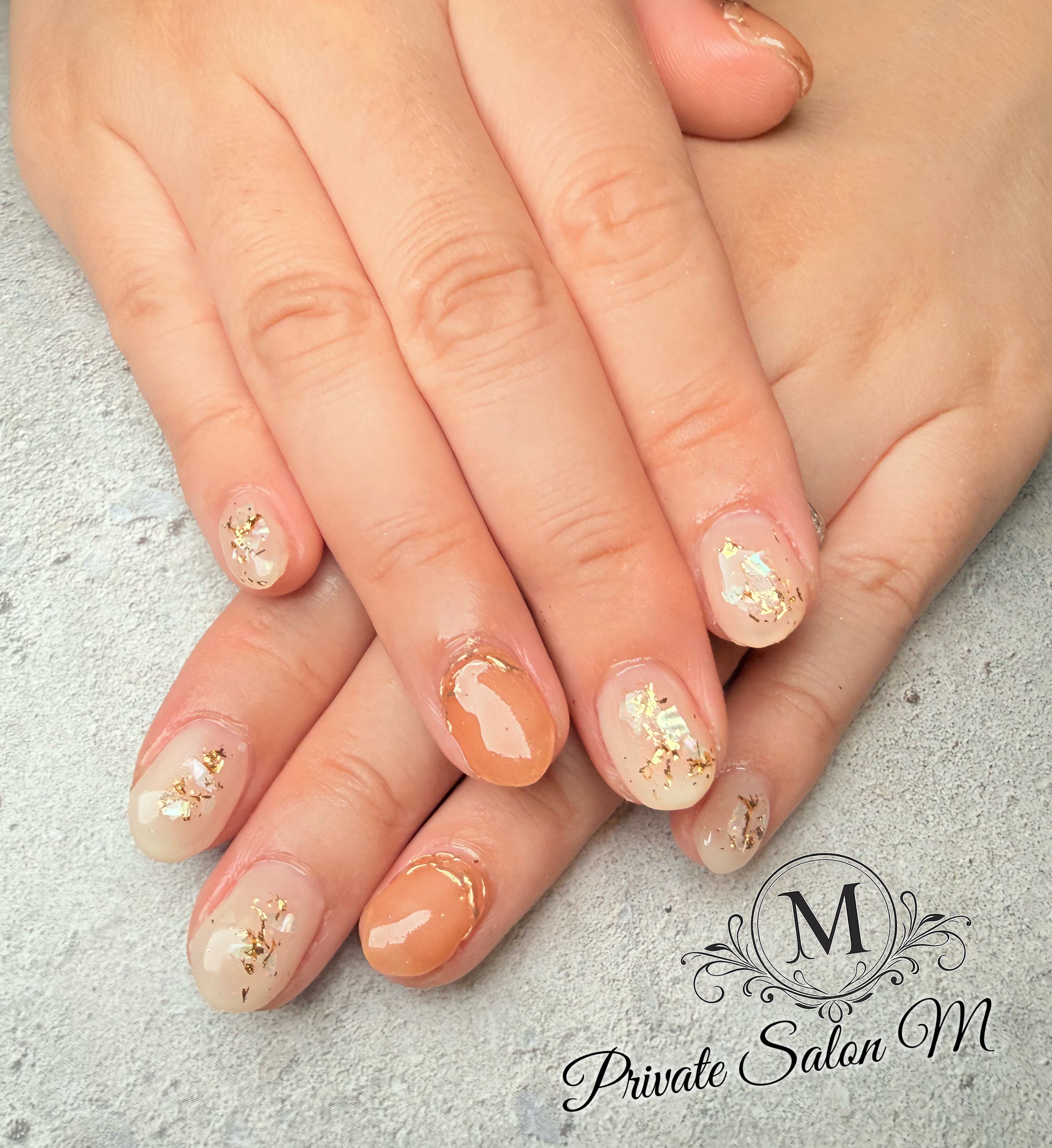 Private.Salon.M