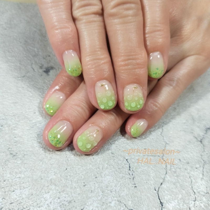 HAL..NAIL