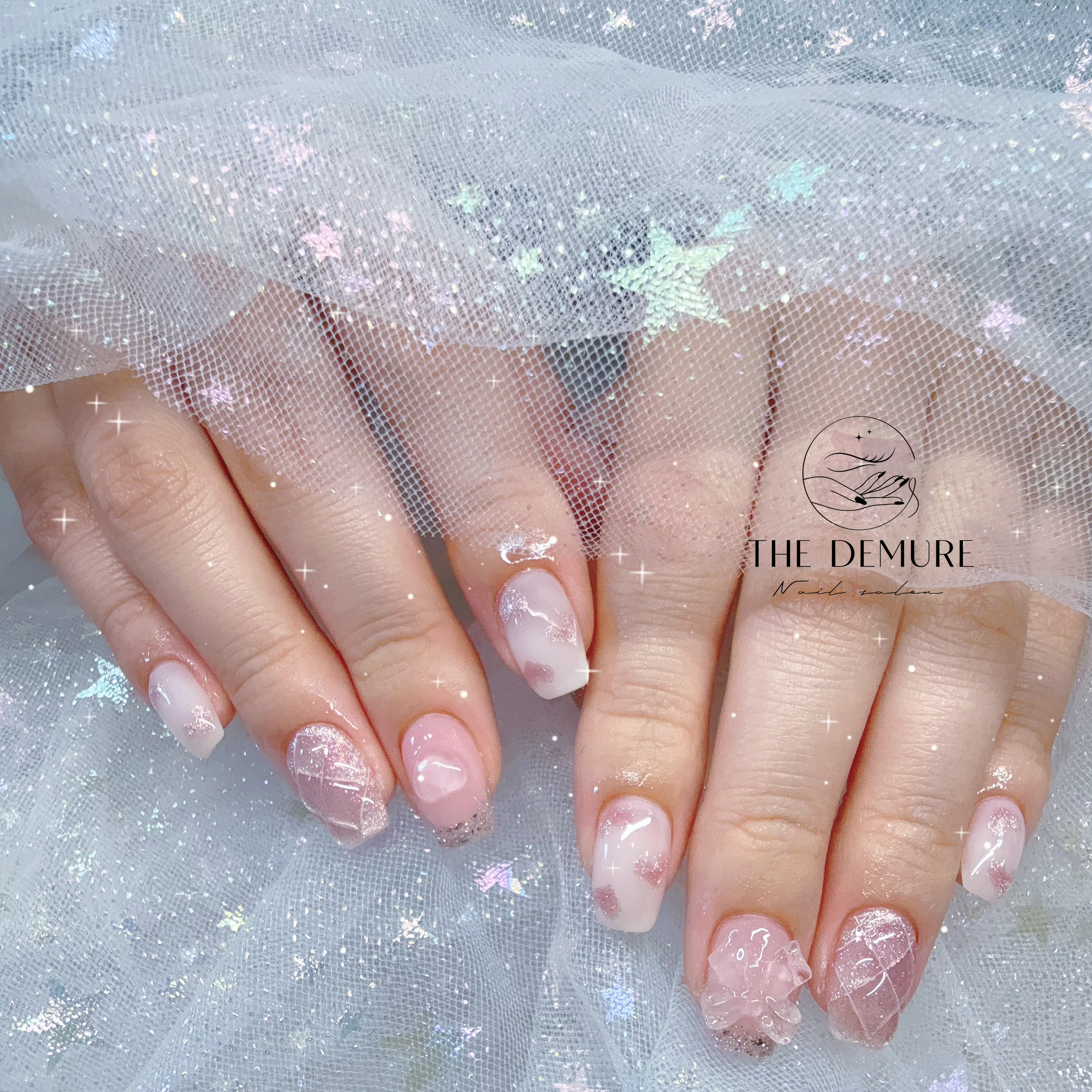 nail_Demure