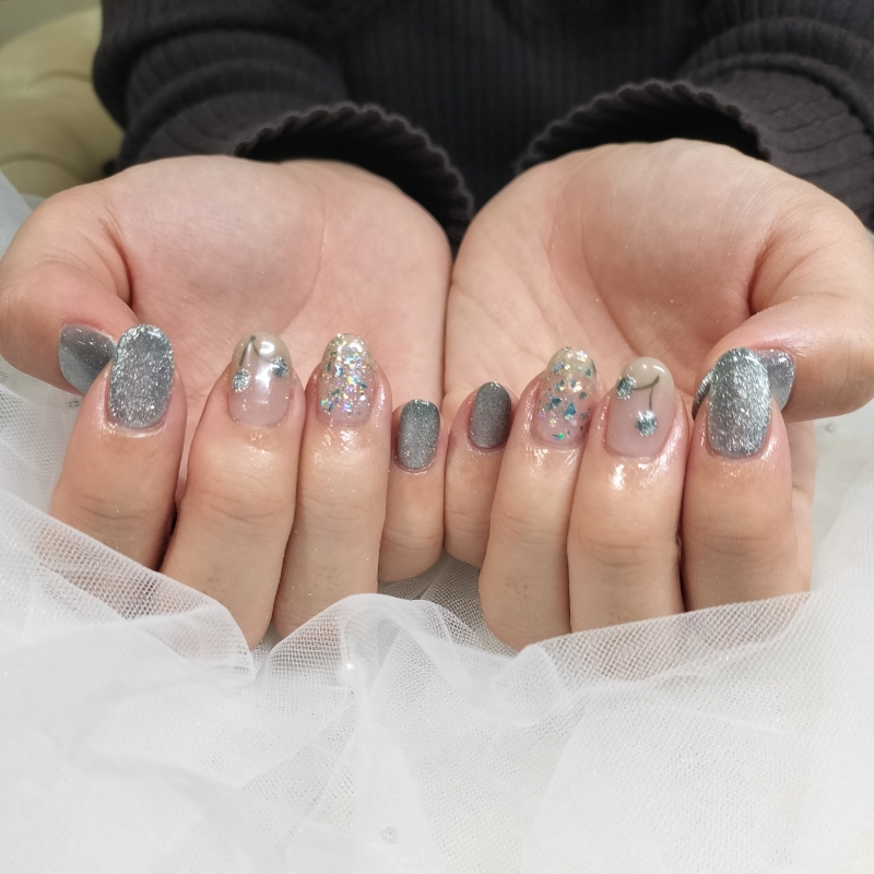 MAGU_nail