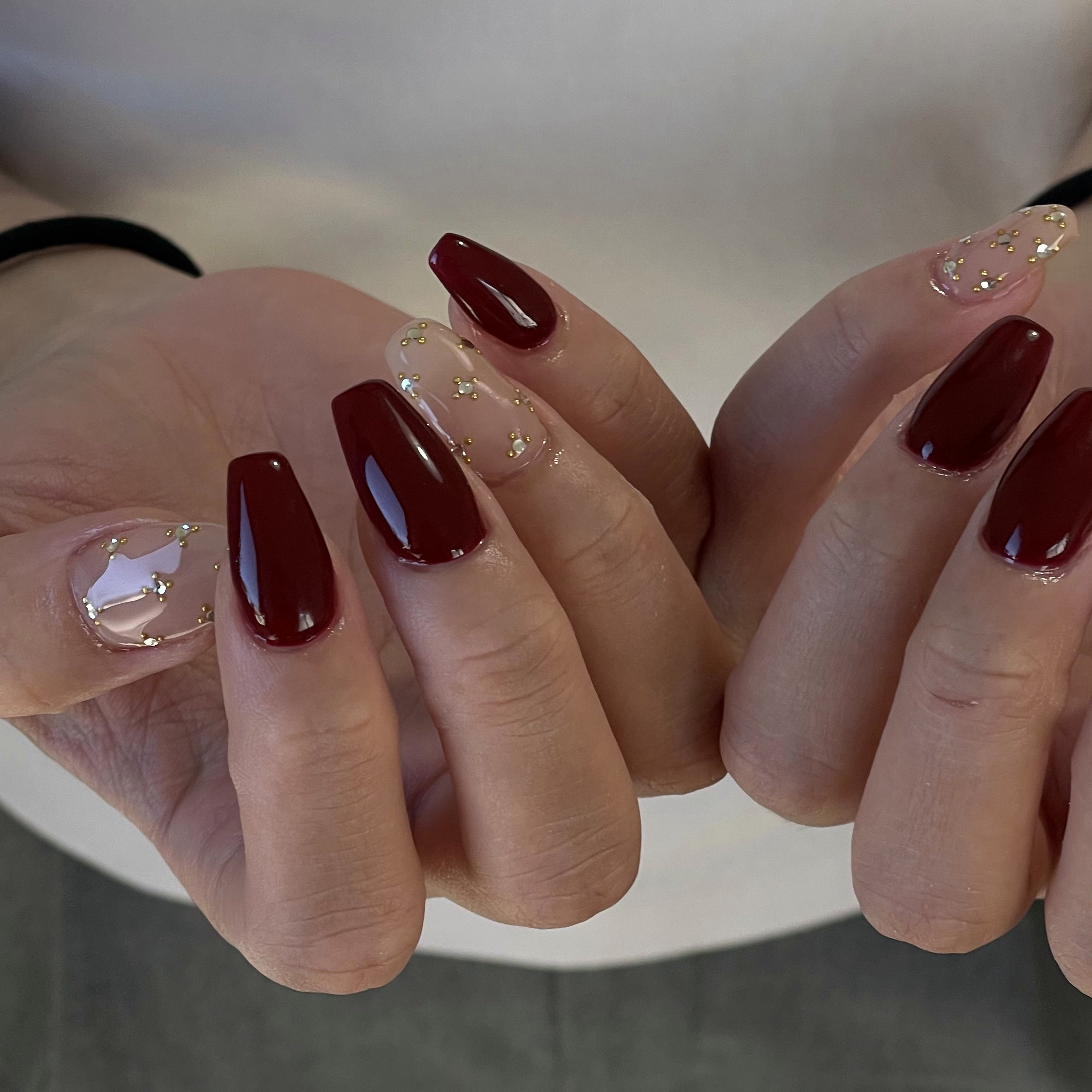 hau.nail