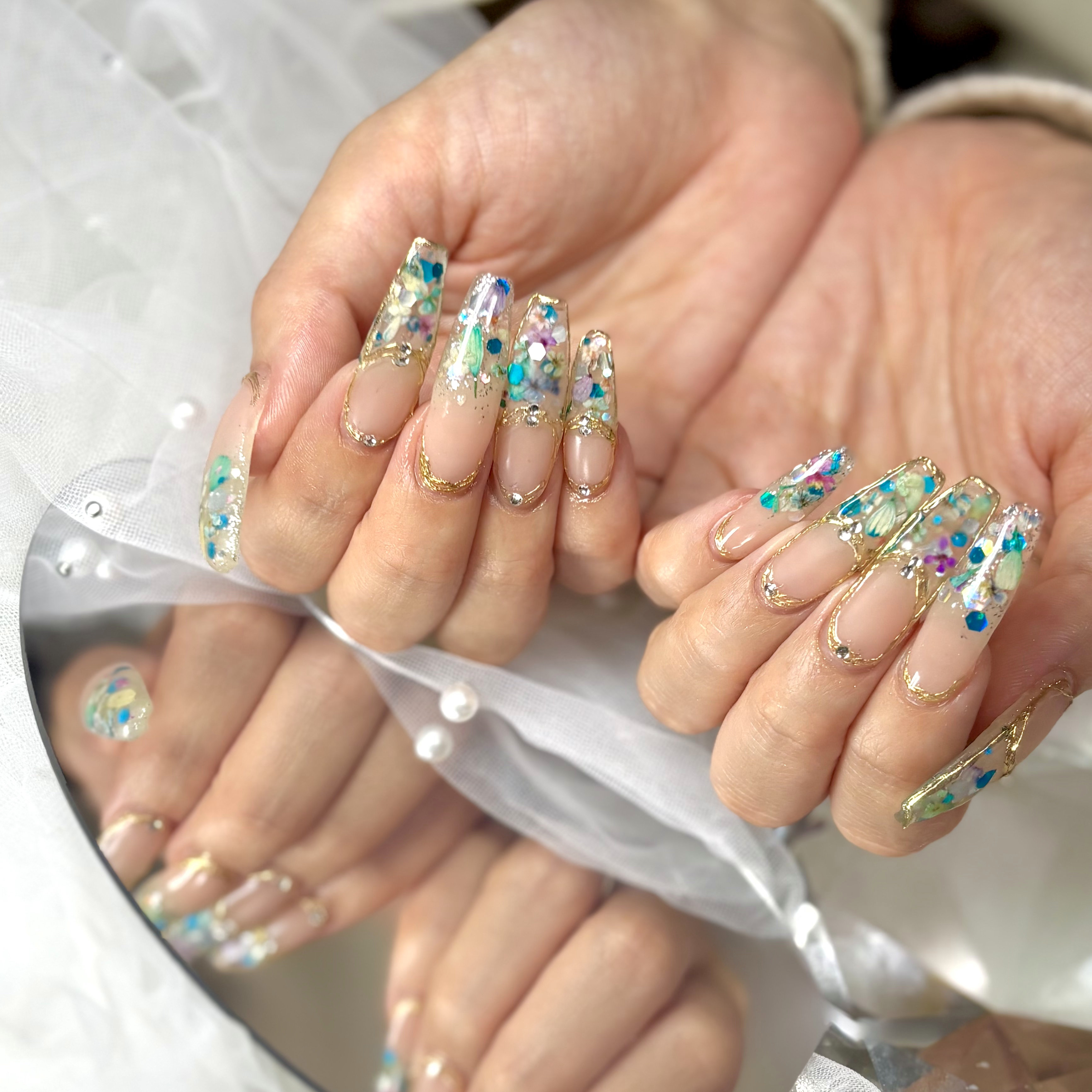 Lavi_nail