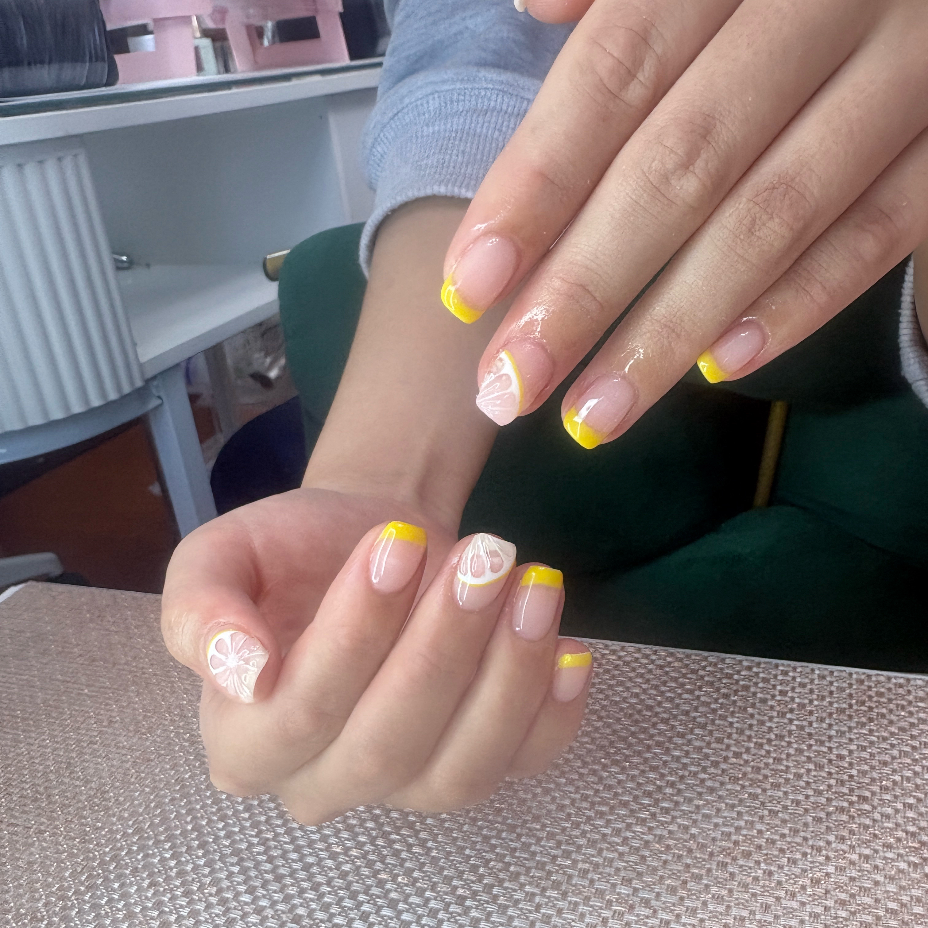 leclatnail