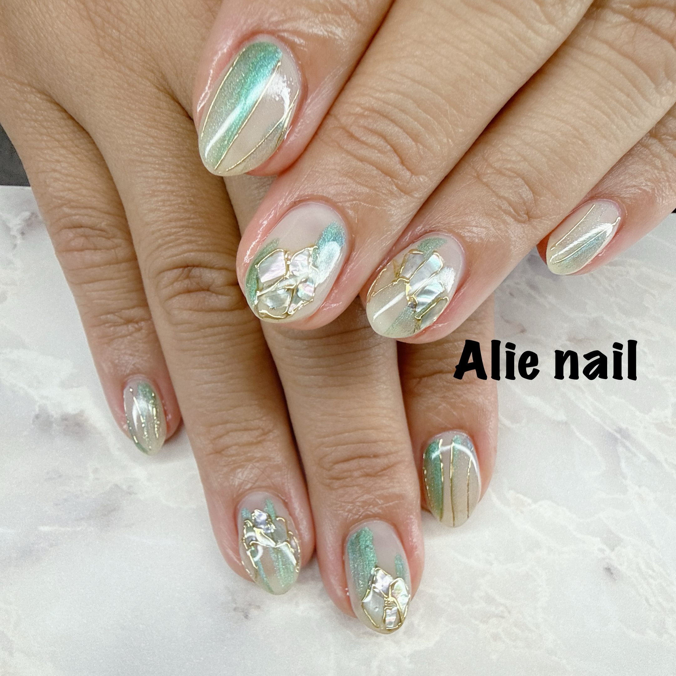 Alie_nail.0822