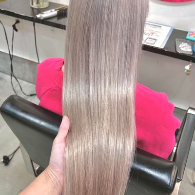🌟ケアフルブリーチ➕うる艶ワンカラー🌟