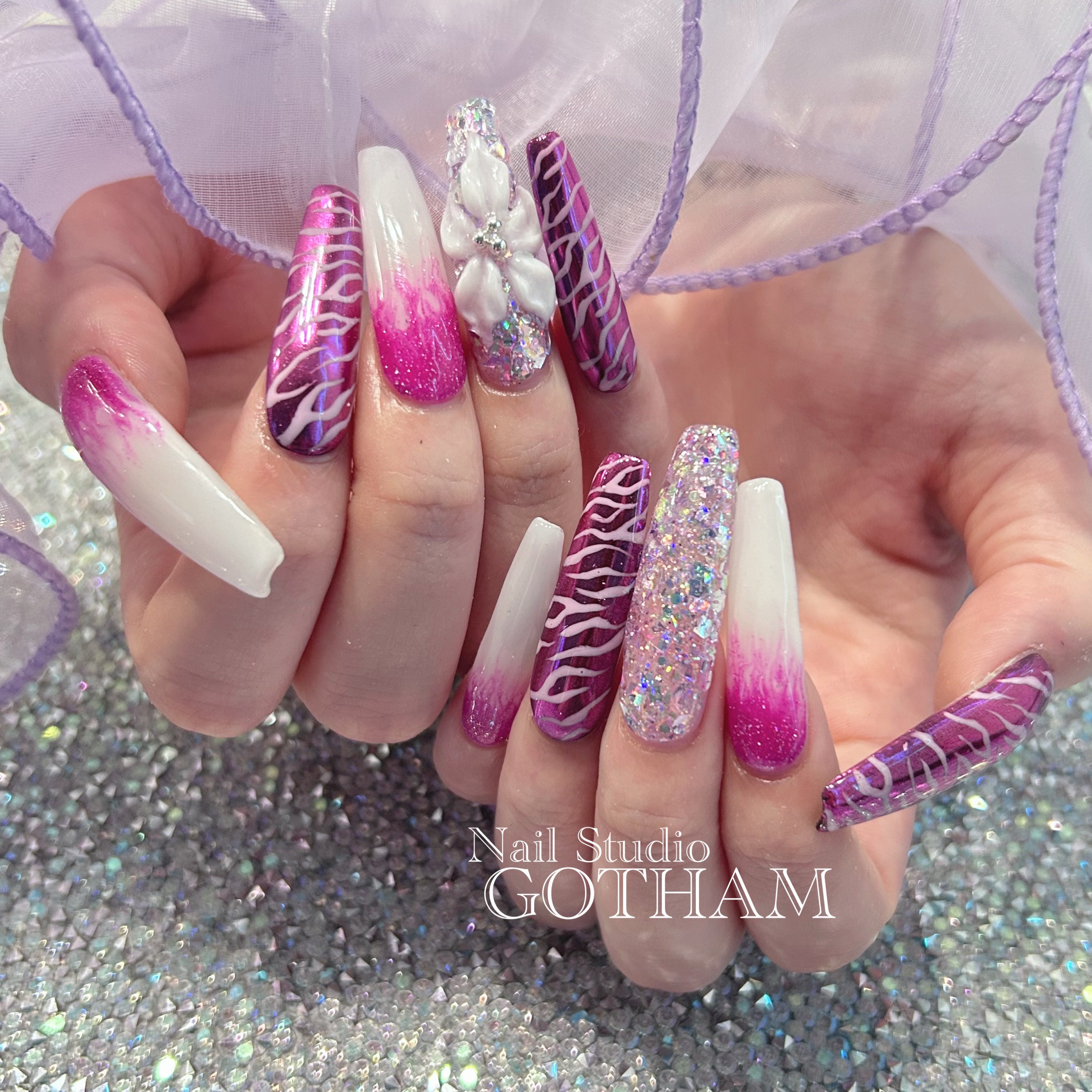 Nailstudio_GOTHAM