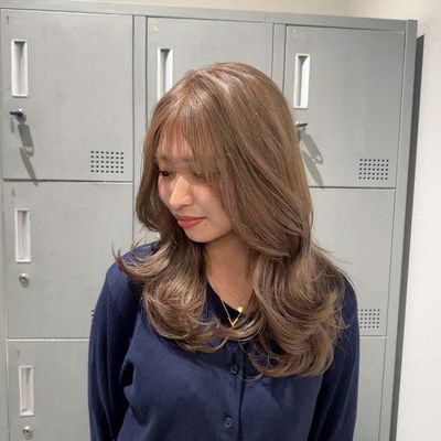 ハイトーン透明感カラー（ブリーチ込み)☆