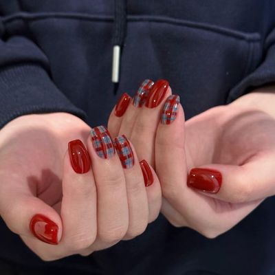 チェックネイル4本💅 自爪オフケア付き