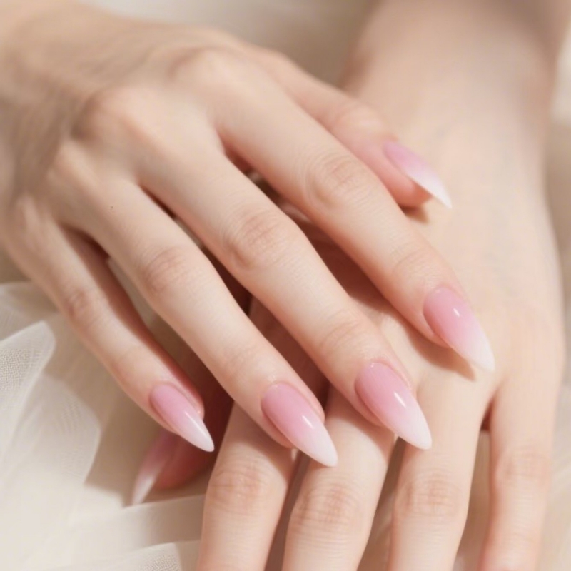 Nail_ayaa