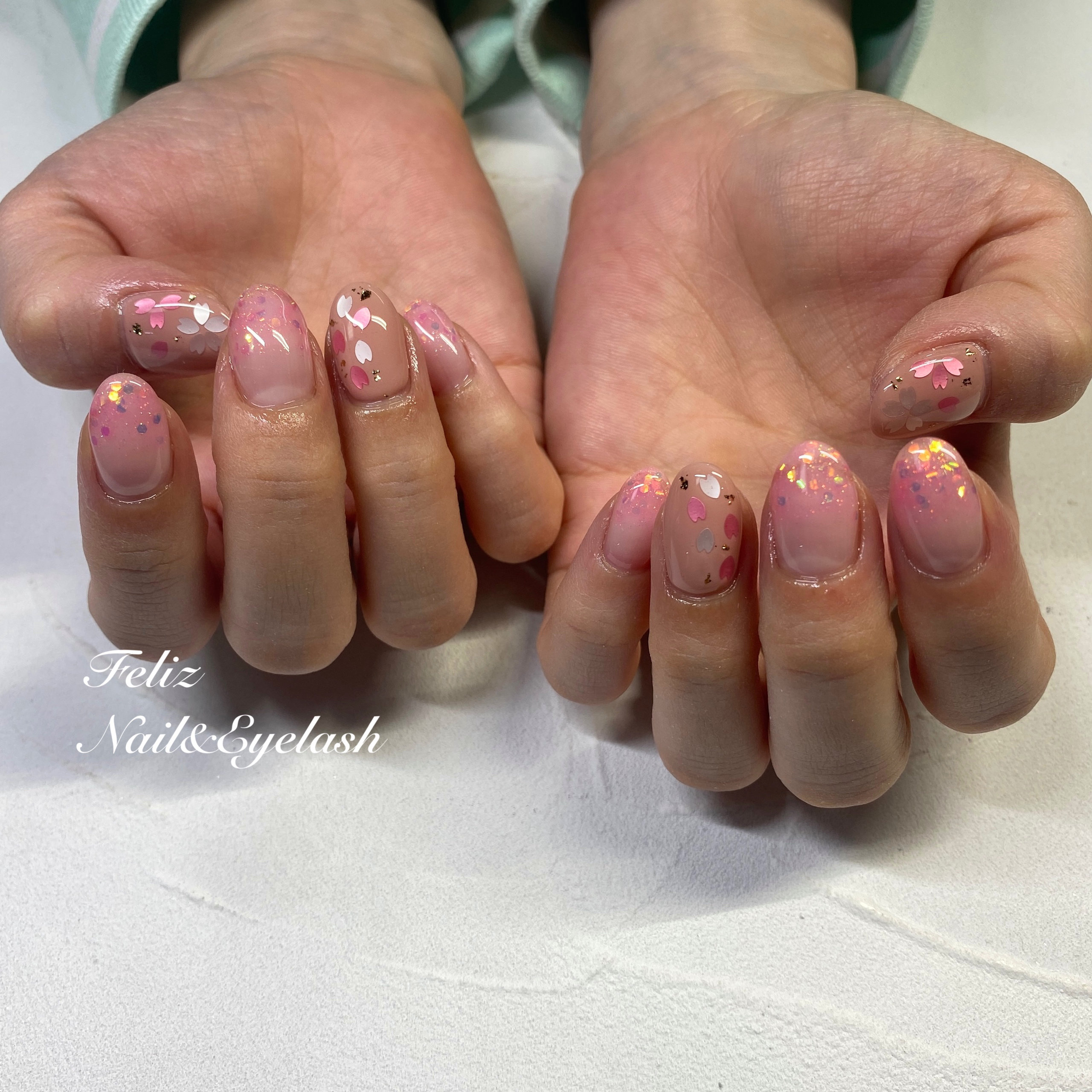 Feliz_nail_eyelash