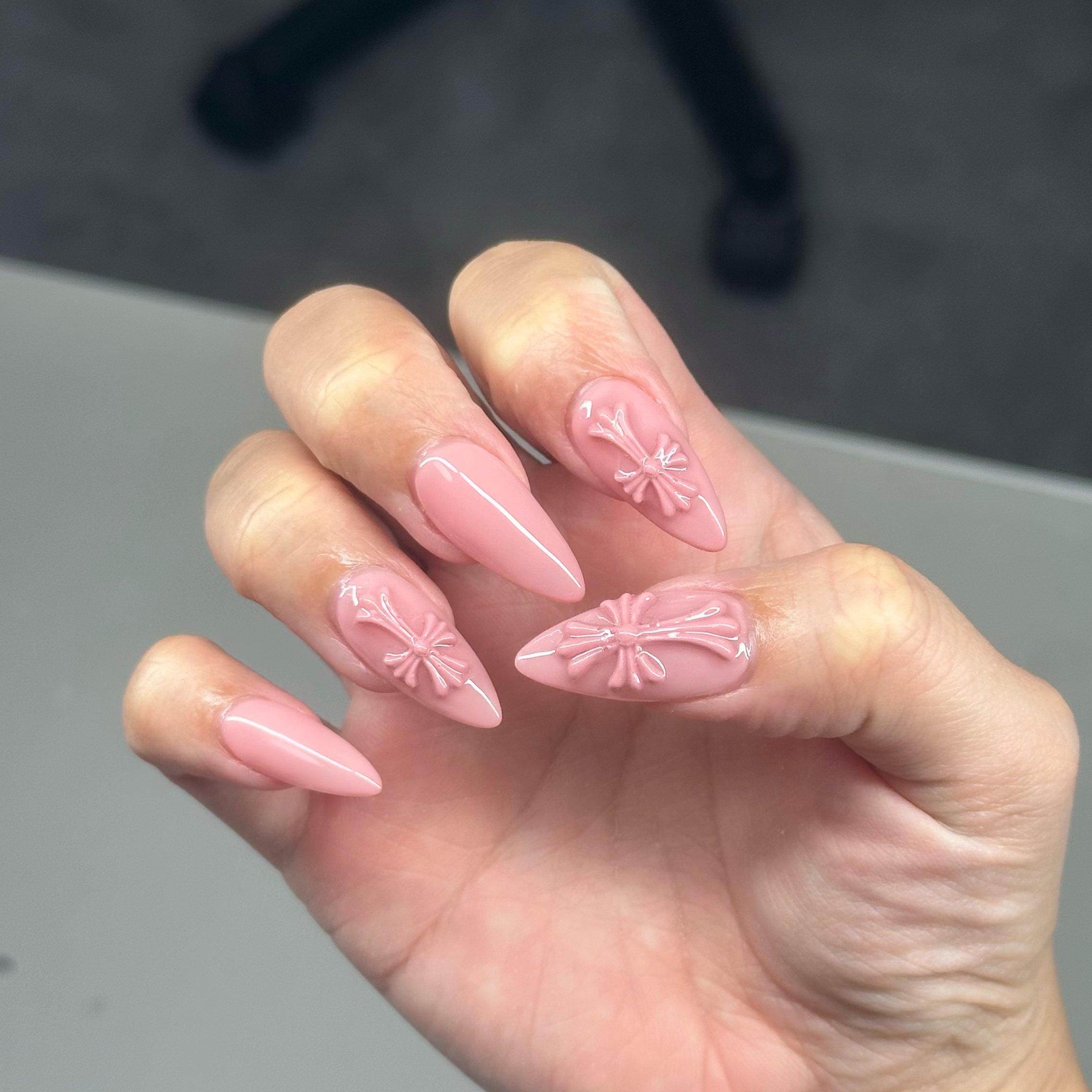 16_nail017